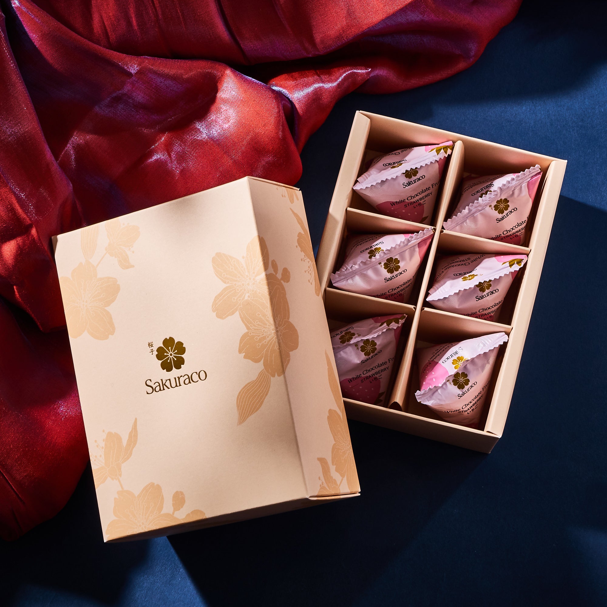 Sakuraco White Chocolate Fruit: Strawberry