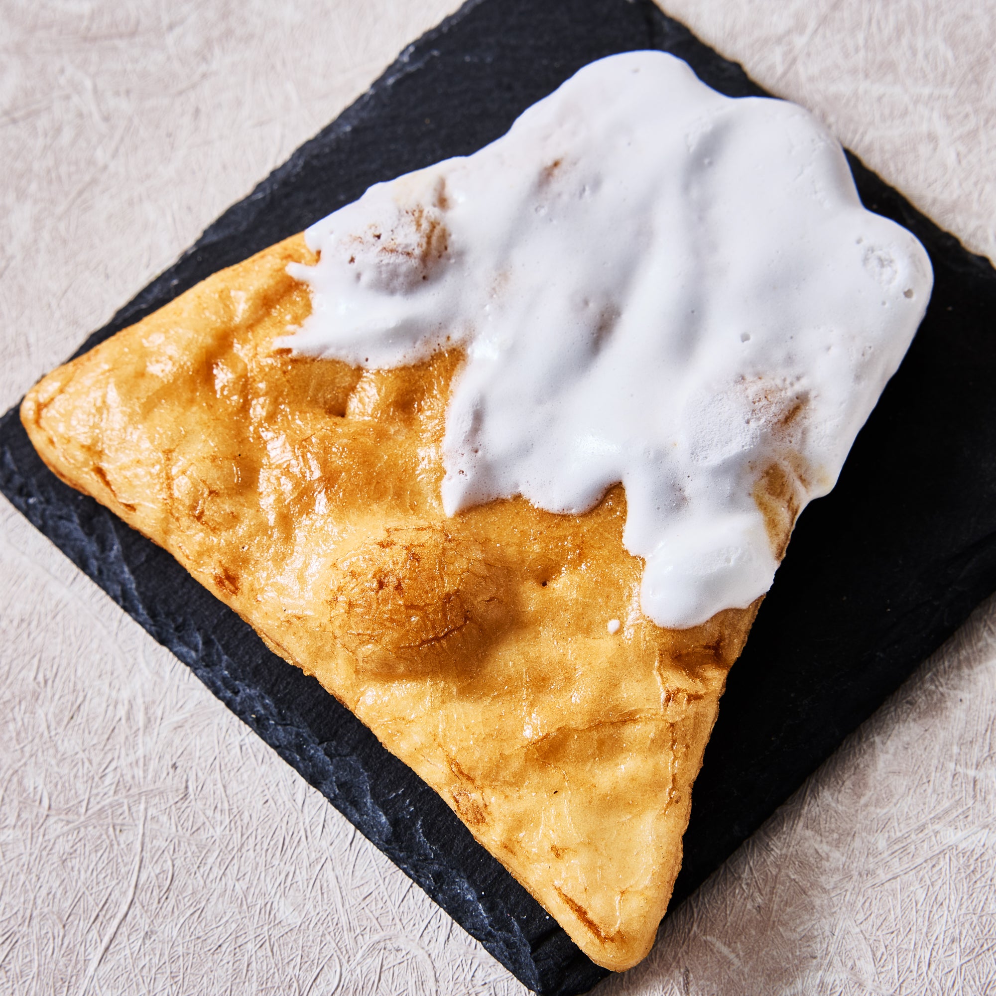 Snowy Mount Fuji Senbei (3 pieces)