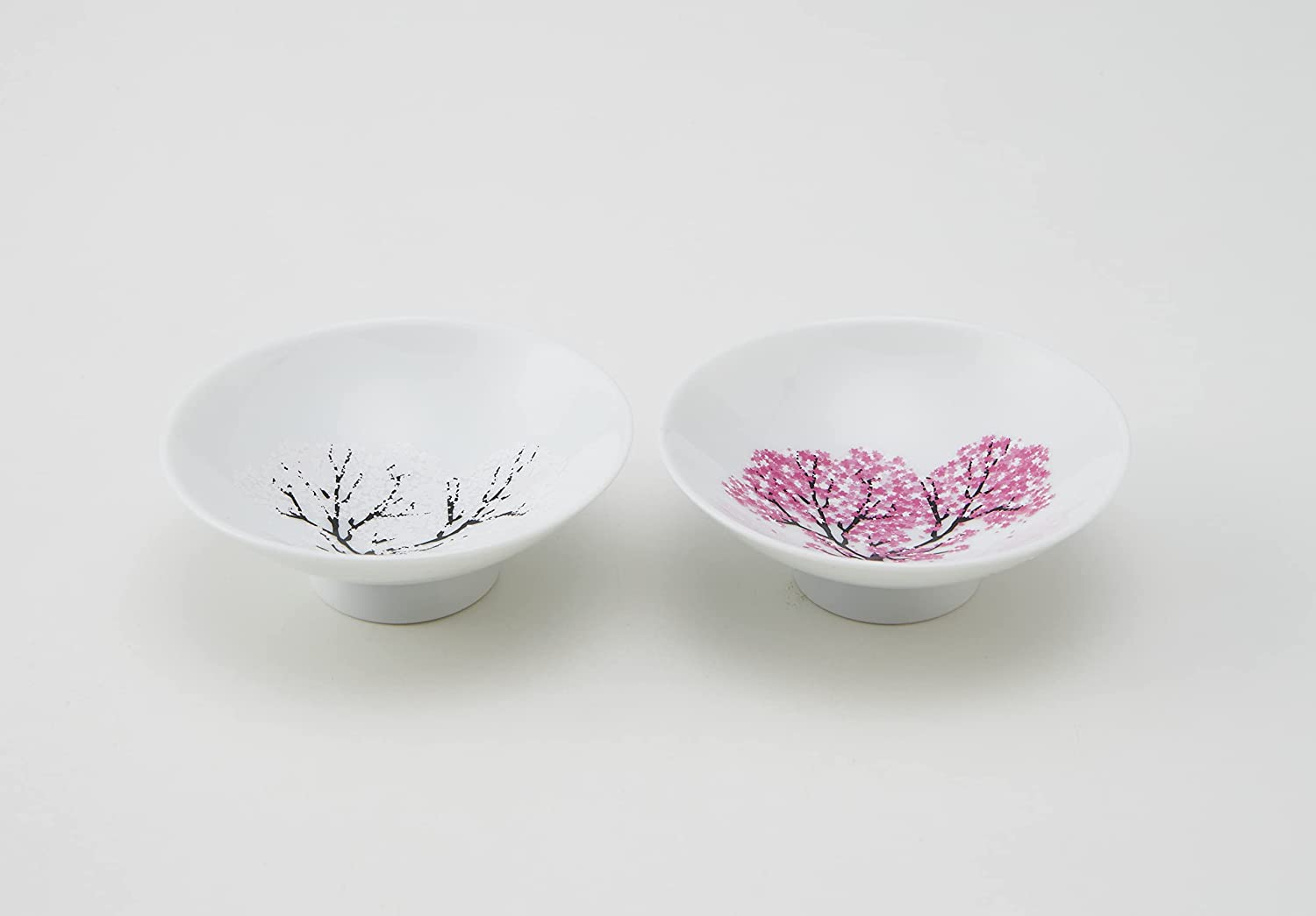 Color-Changing Sakura Sake Cups