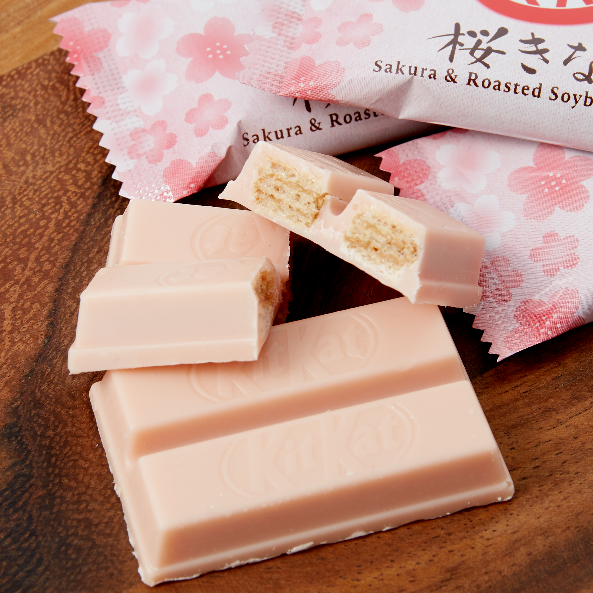 KitKat Sakura Kinako