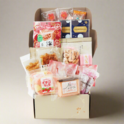 Sakuraco December Snack Rescue Box（Ships to US Only）