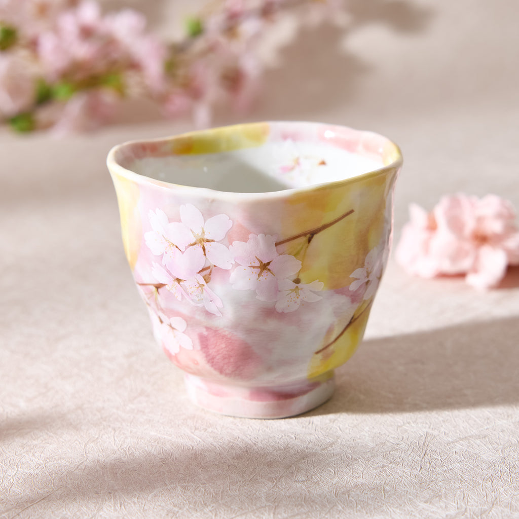 Hanagasumi Sakura Teacup (Pink)
