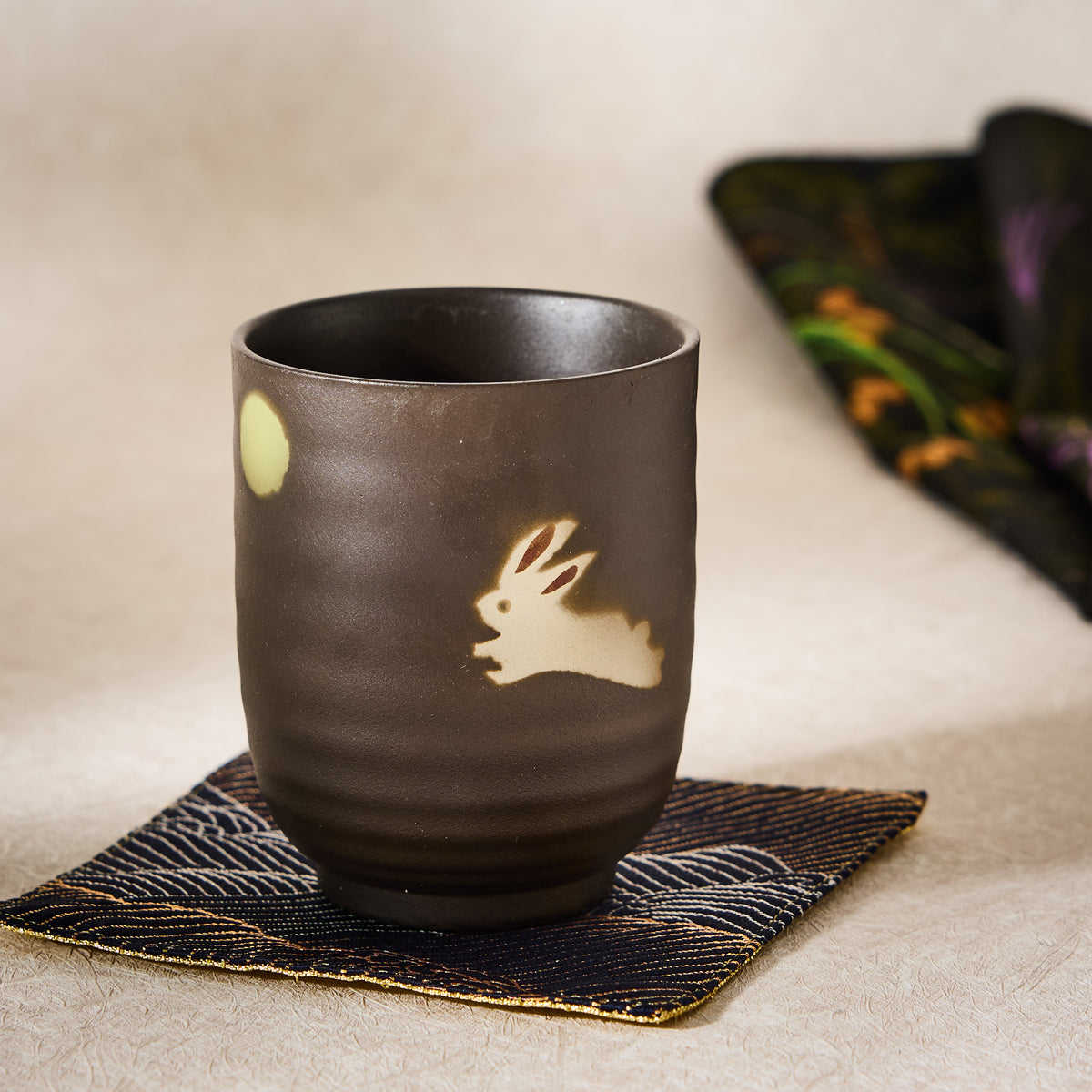 Tokoname Ware Tsukimi Rabbit Yunomi Teacup