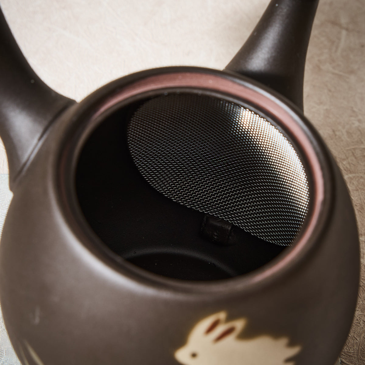 Tokoname Ware Tsukimi Rabbit Teapot