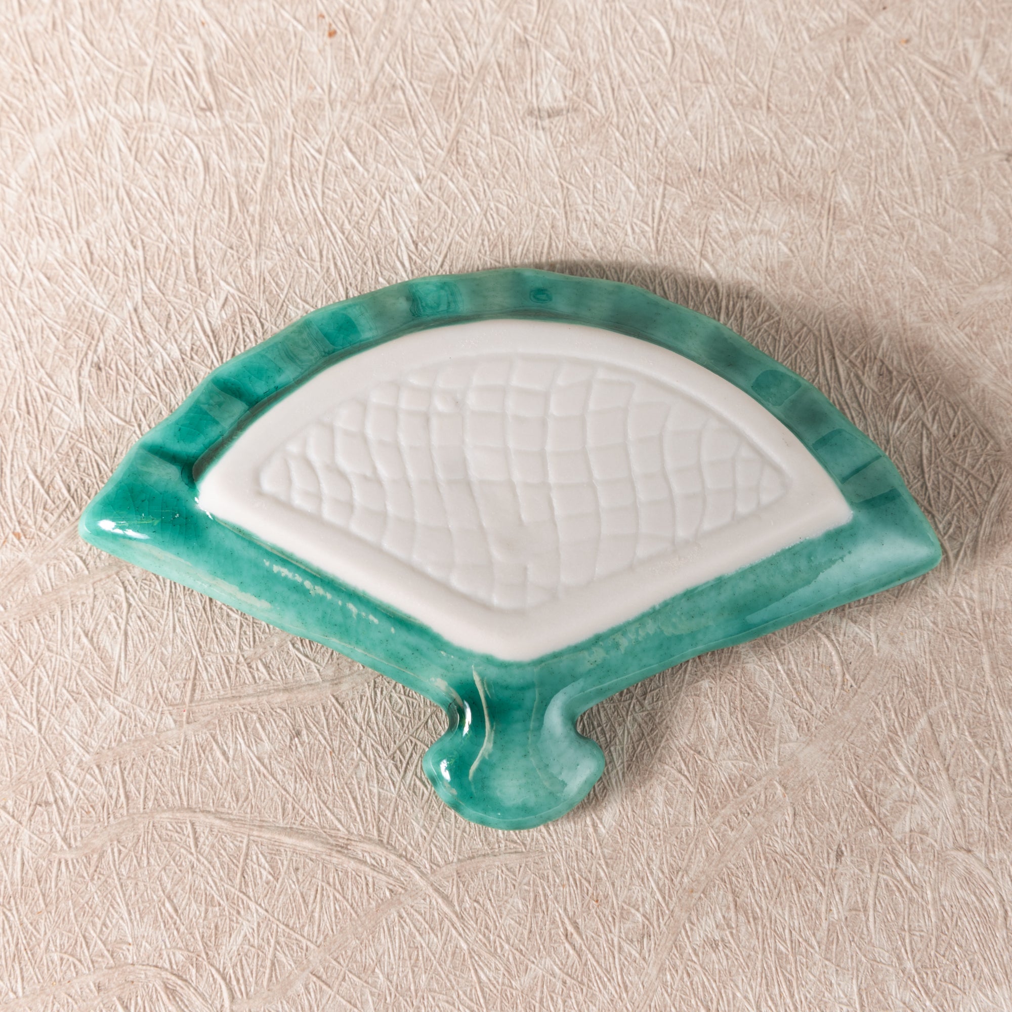 Folding Fan Chopstick Rest