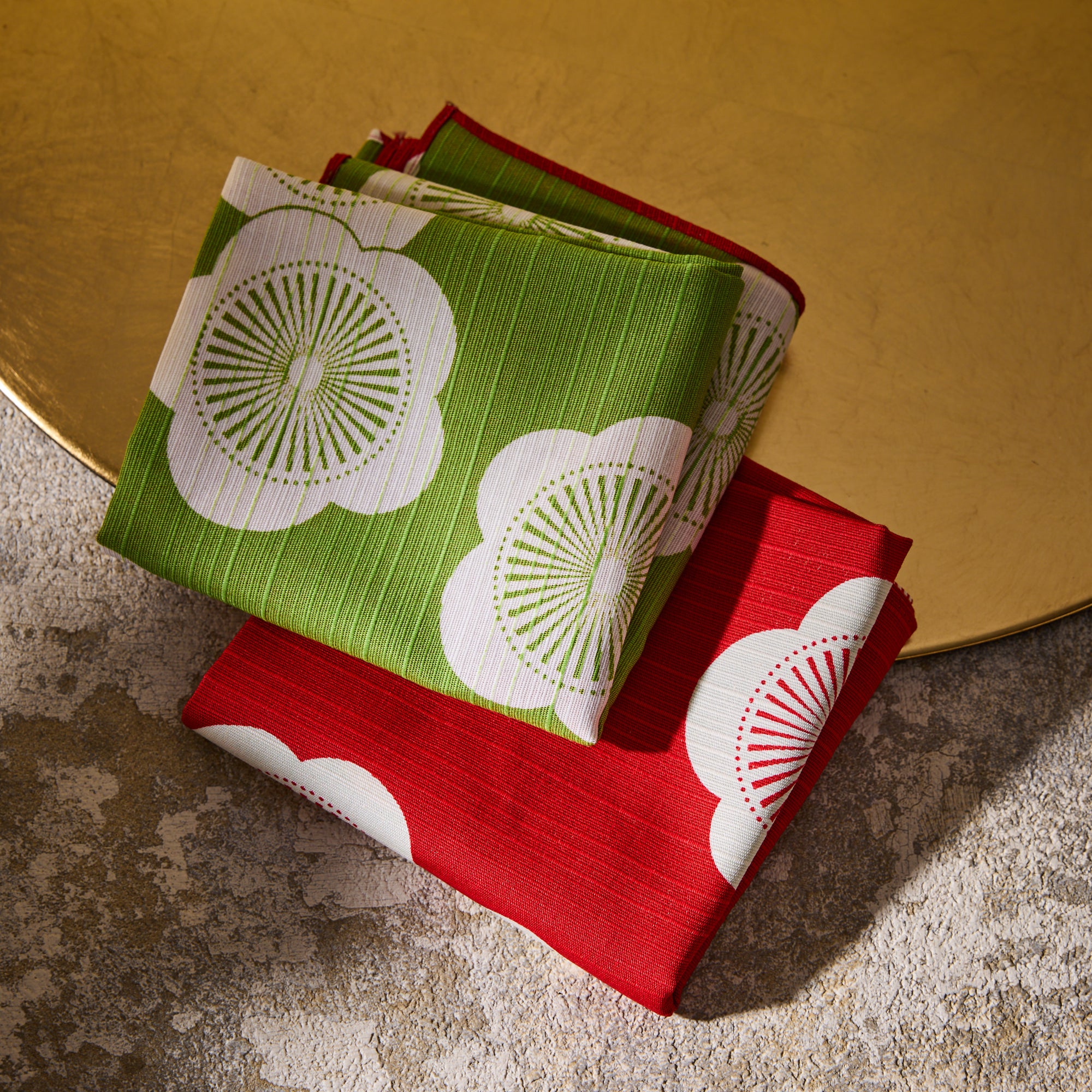 Plum Blossom Reversible Furoshiki (Red/Green) 5pcs set