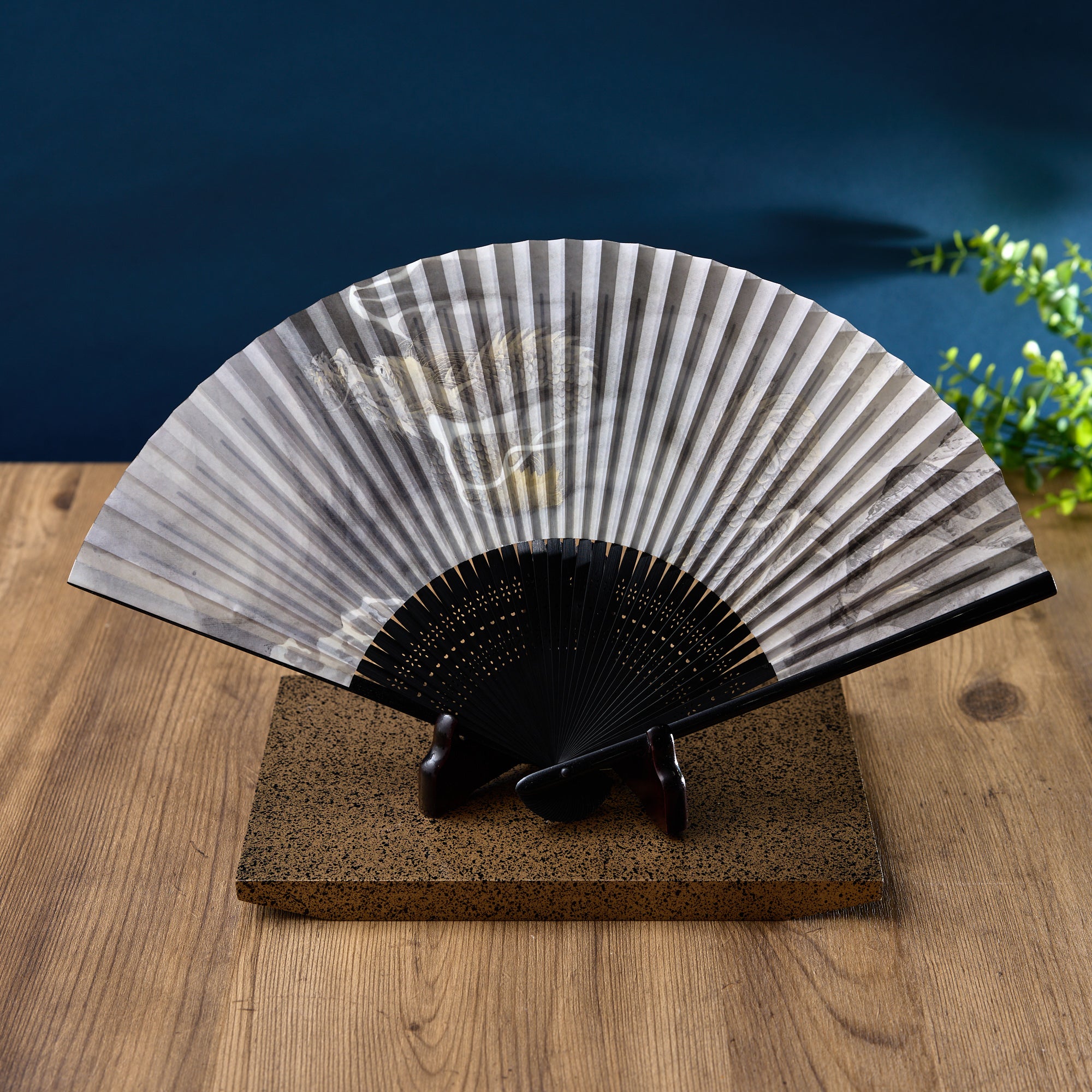 Cloud Dragon Sensu Fan