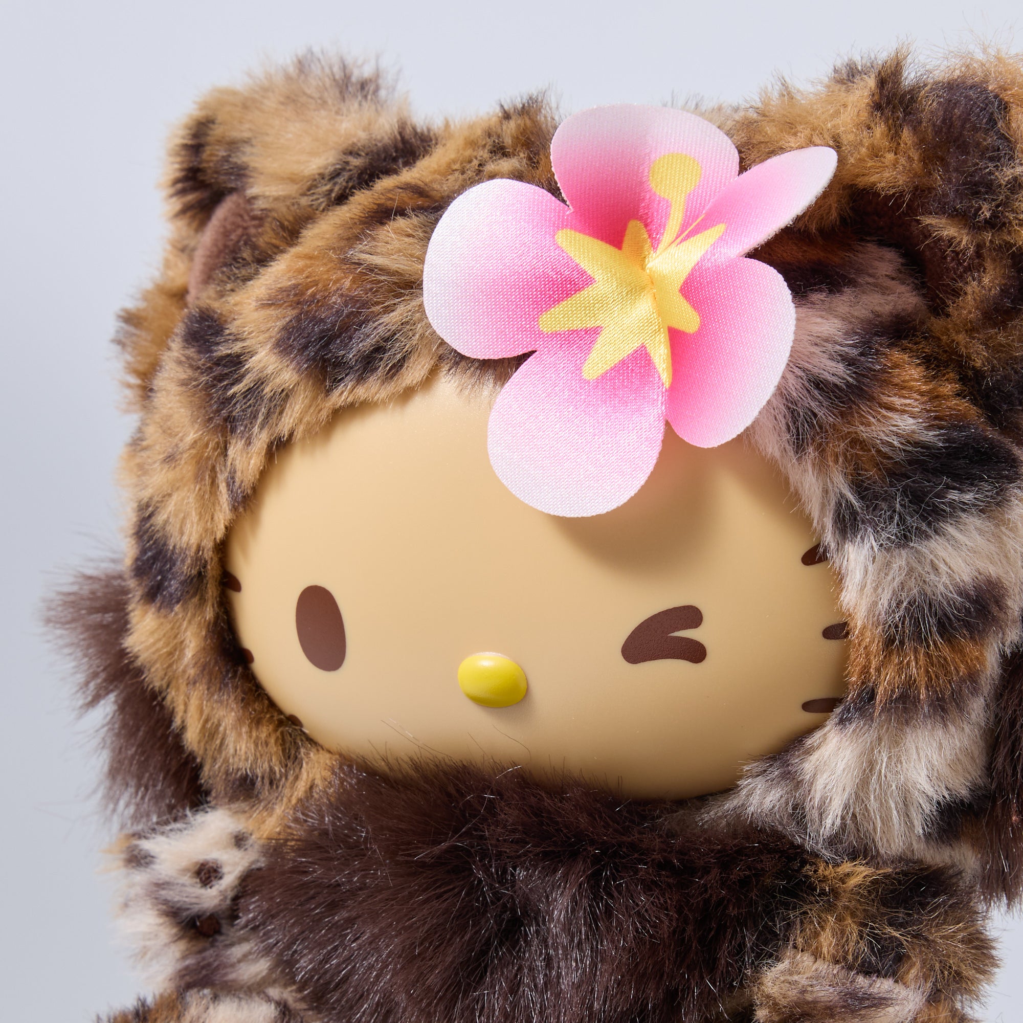 Fine Face Cat Hello Kitty Plush Keychain– Leopard Print