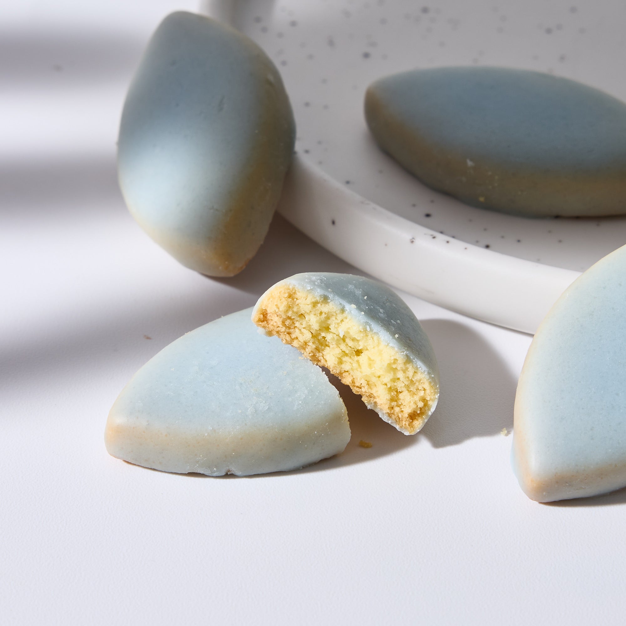 Muji Mint Coated Lemon Shortbread Cookies (6 pieces)