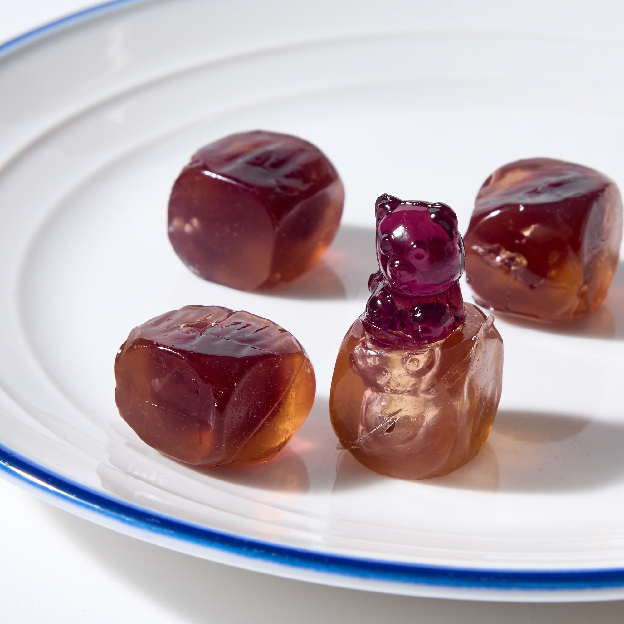 Hide-and-Seek Animal Grape Gummy
