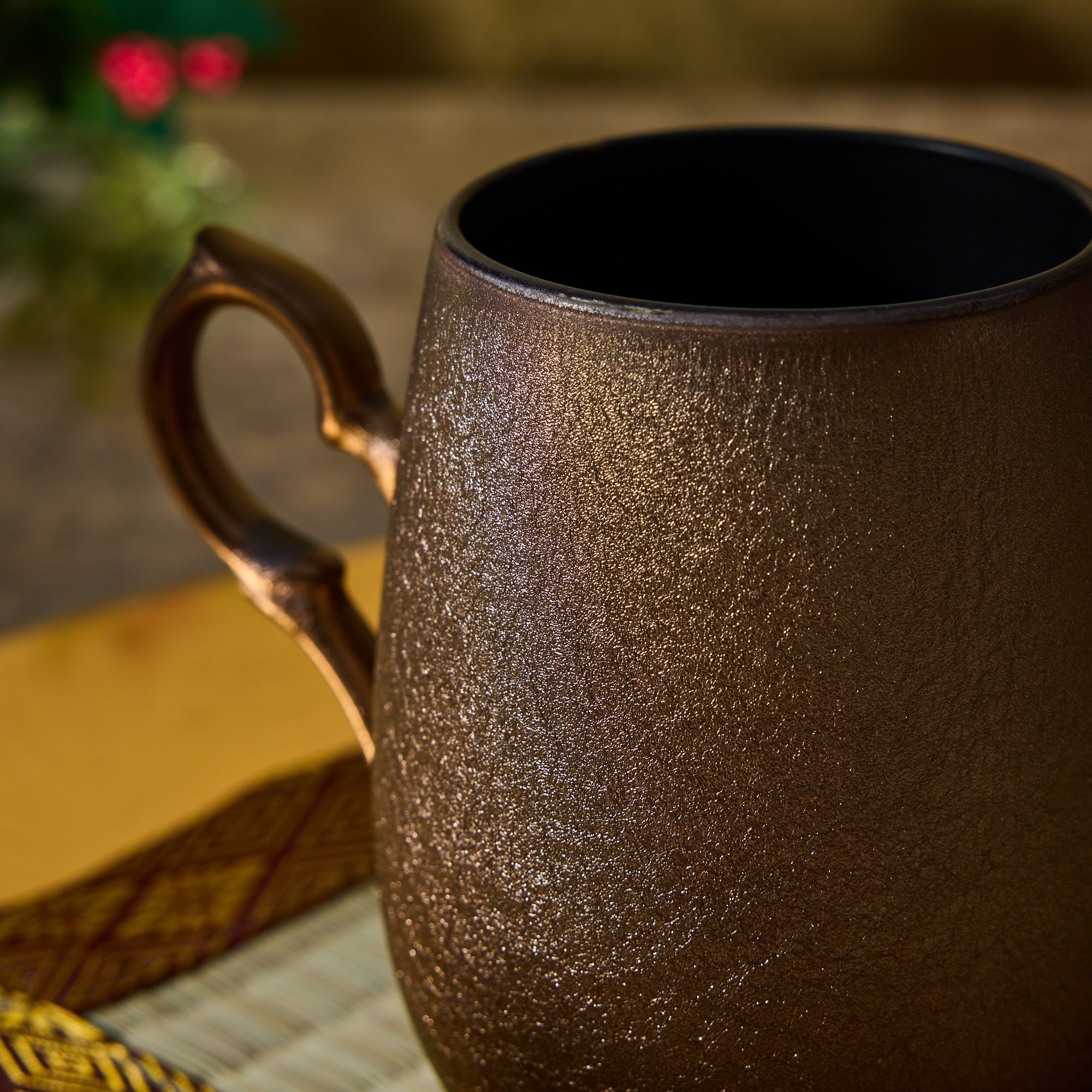 Marumo Takagi Gold Luster Mug