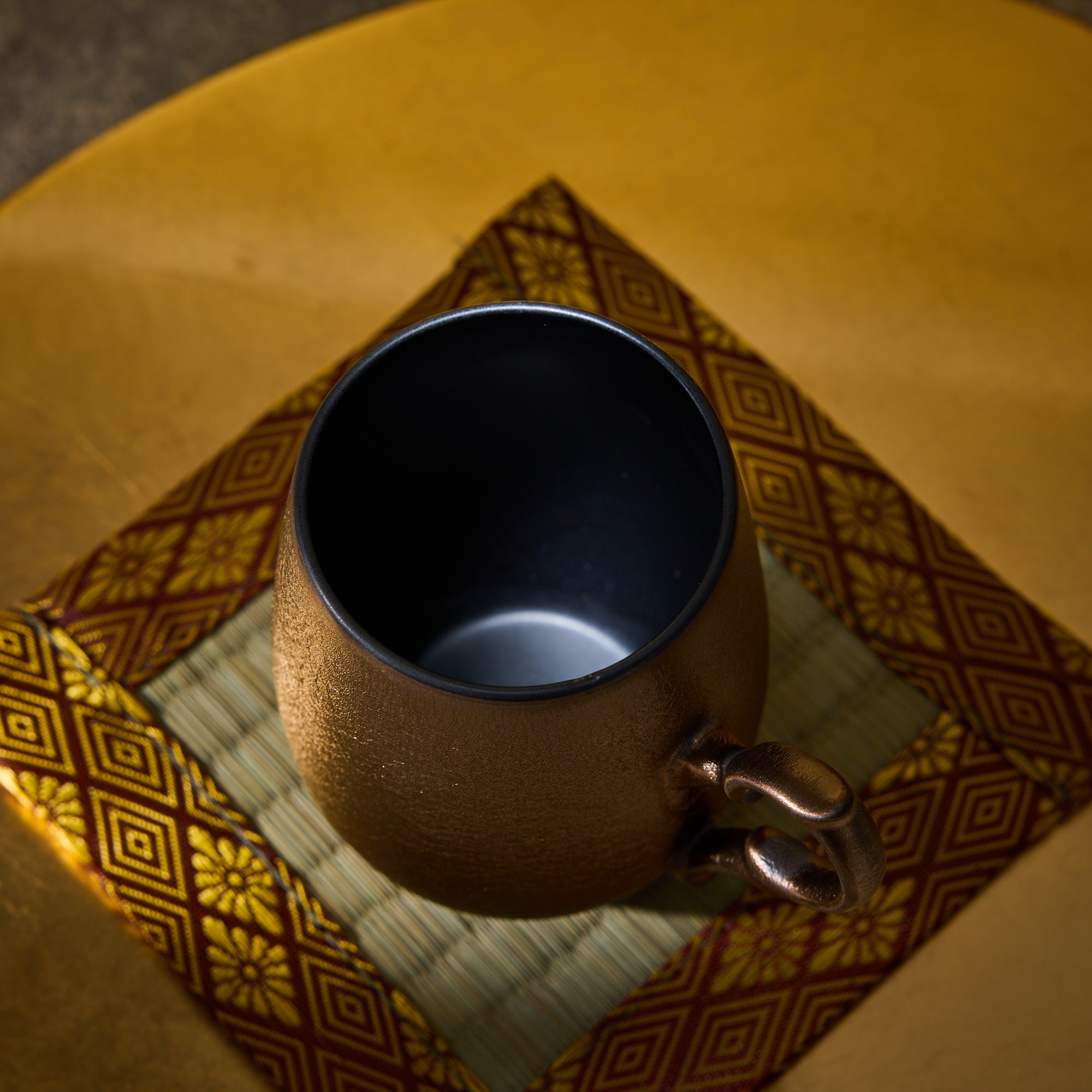 Marumo Takagi Gold Luster Mug