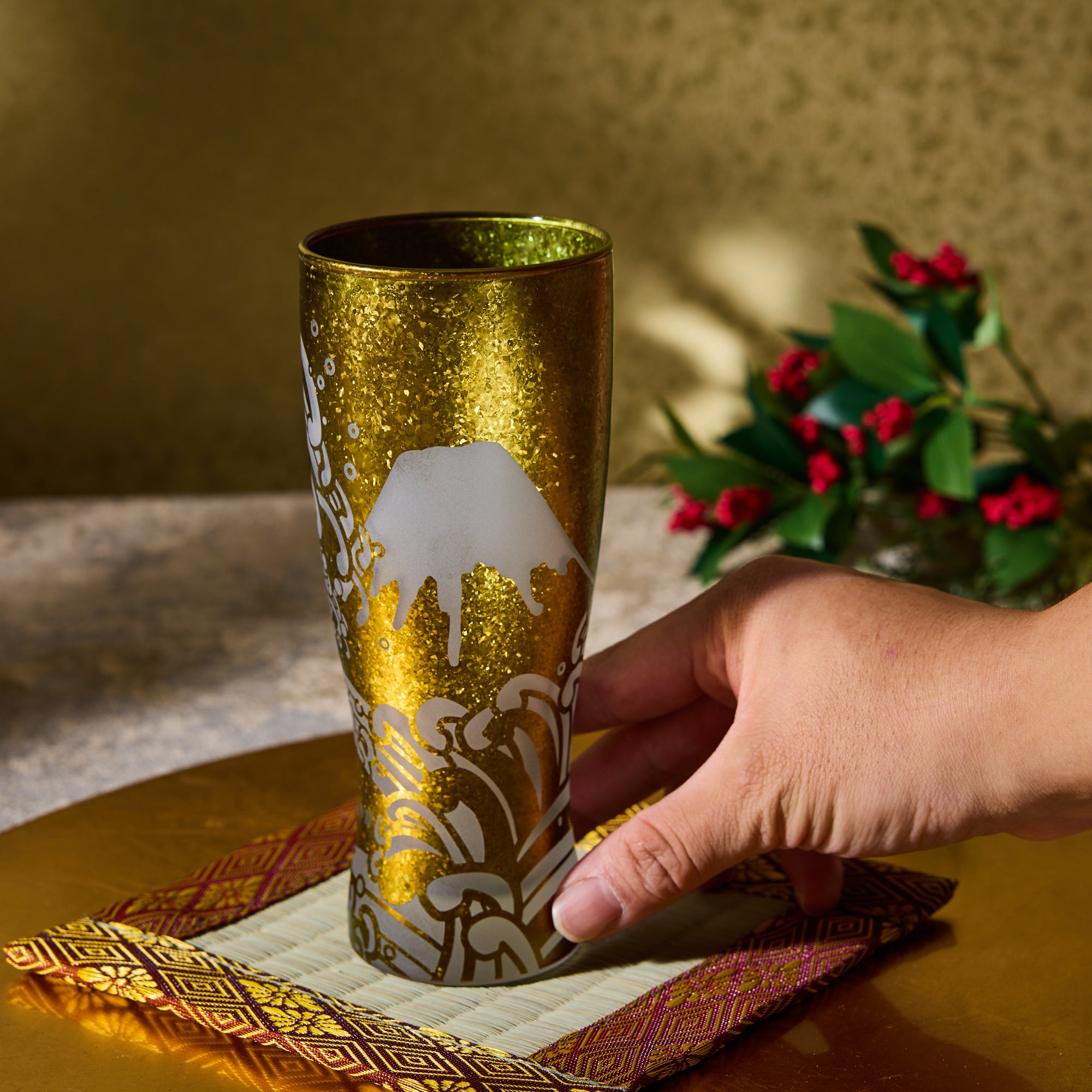 Mino Kiriko Hokusai Glass