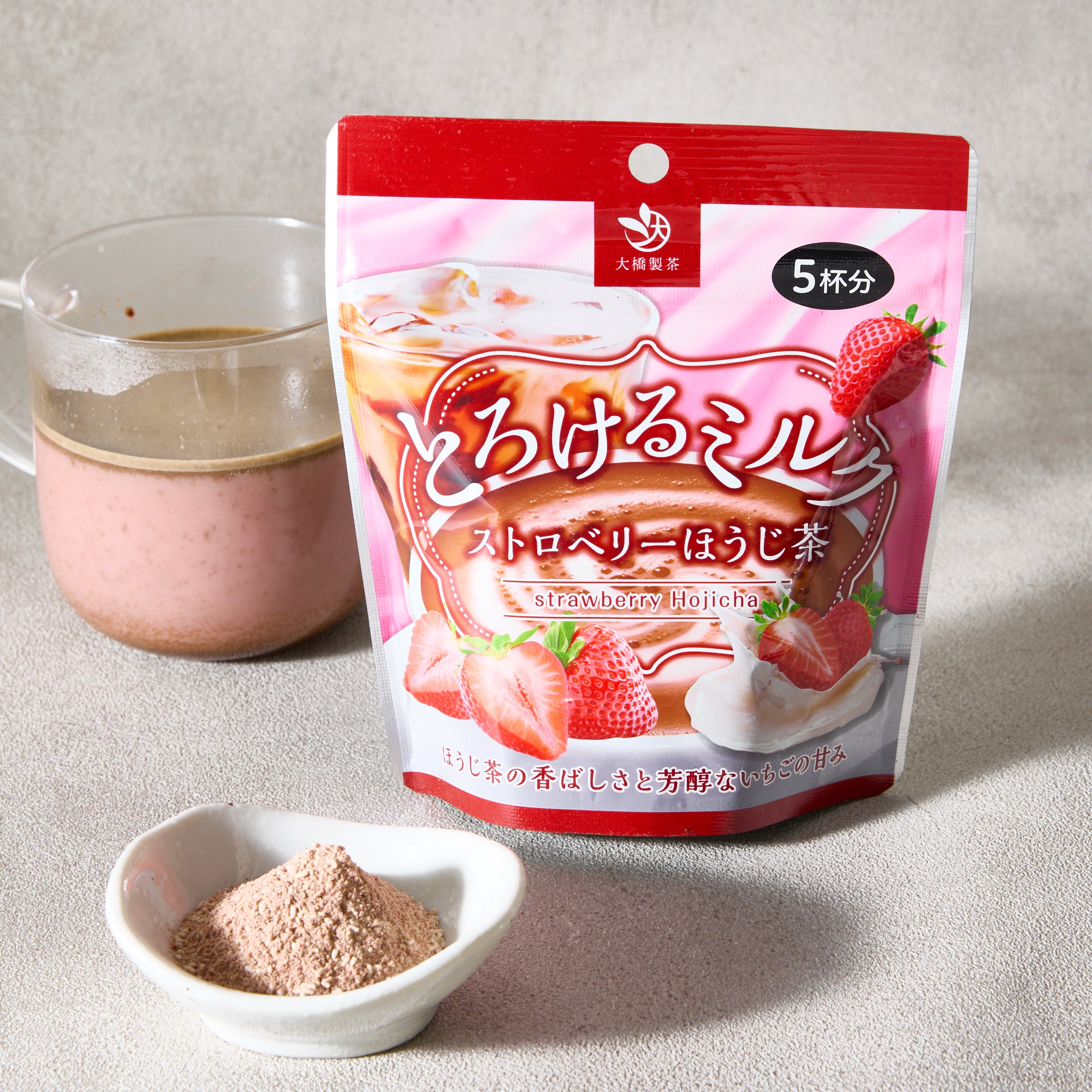 Strawberry Houjicha Milk Tea Powdered Drink