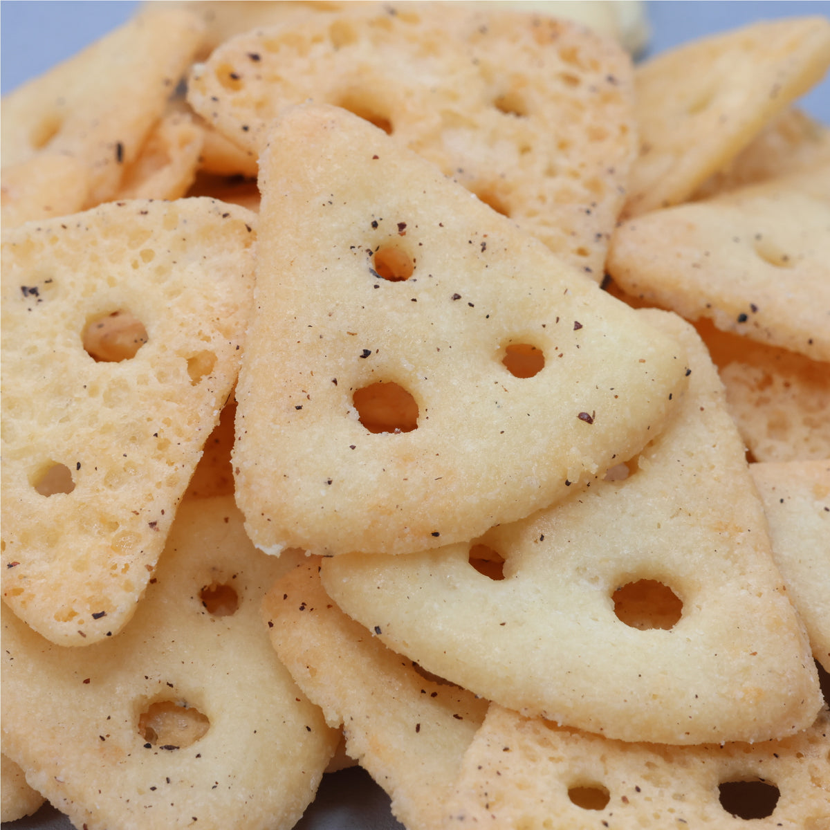 Glico Cheeza Double Cheese & Black Pepper