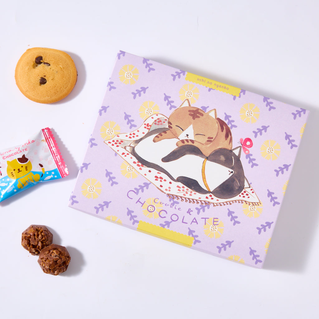 Cat Cookies & Chocolate Crunch