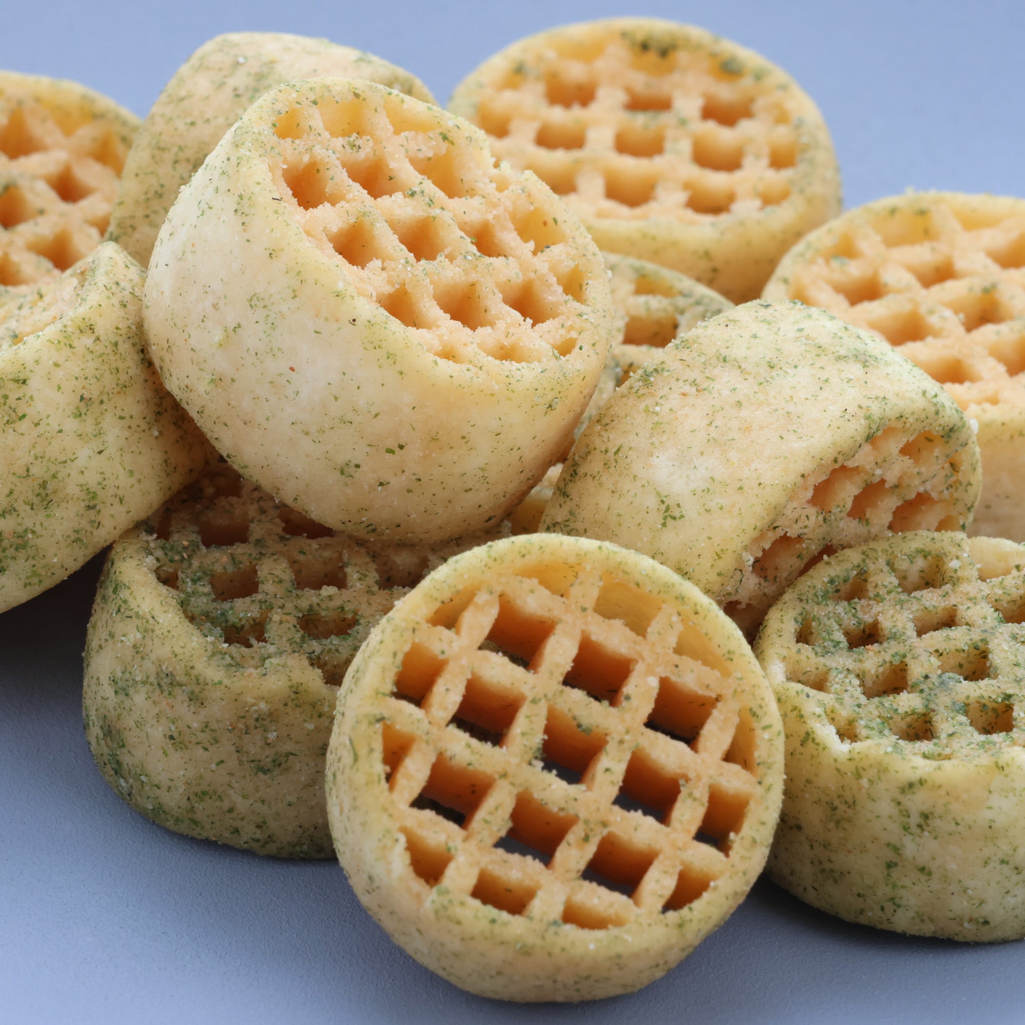 Tohato Extra Thick Sesame Oil & Seaweed Rice Chips