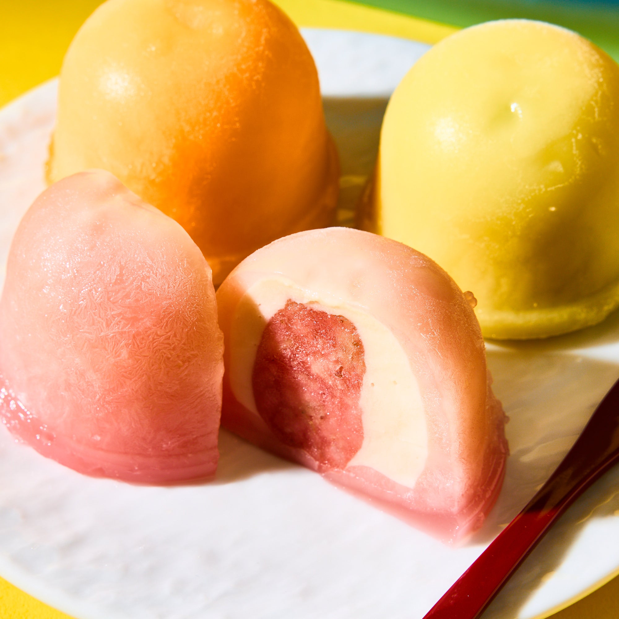 Frozen Fruit & Cream Daifuku Mochi (6 pieces)