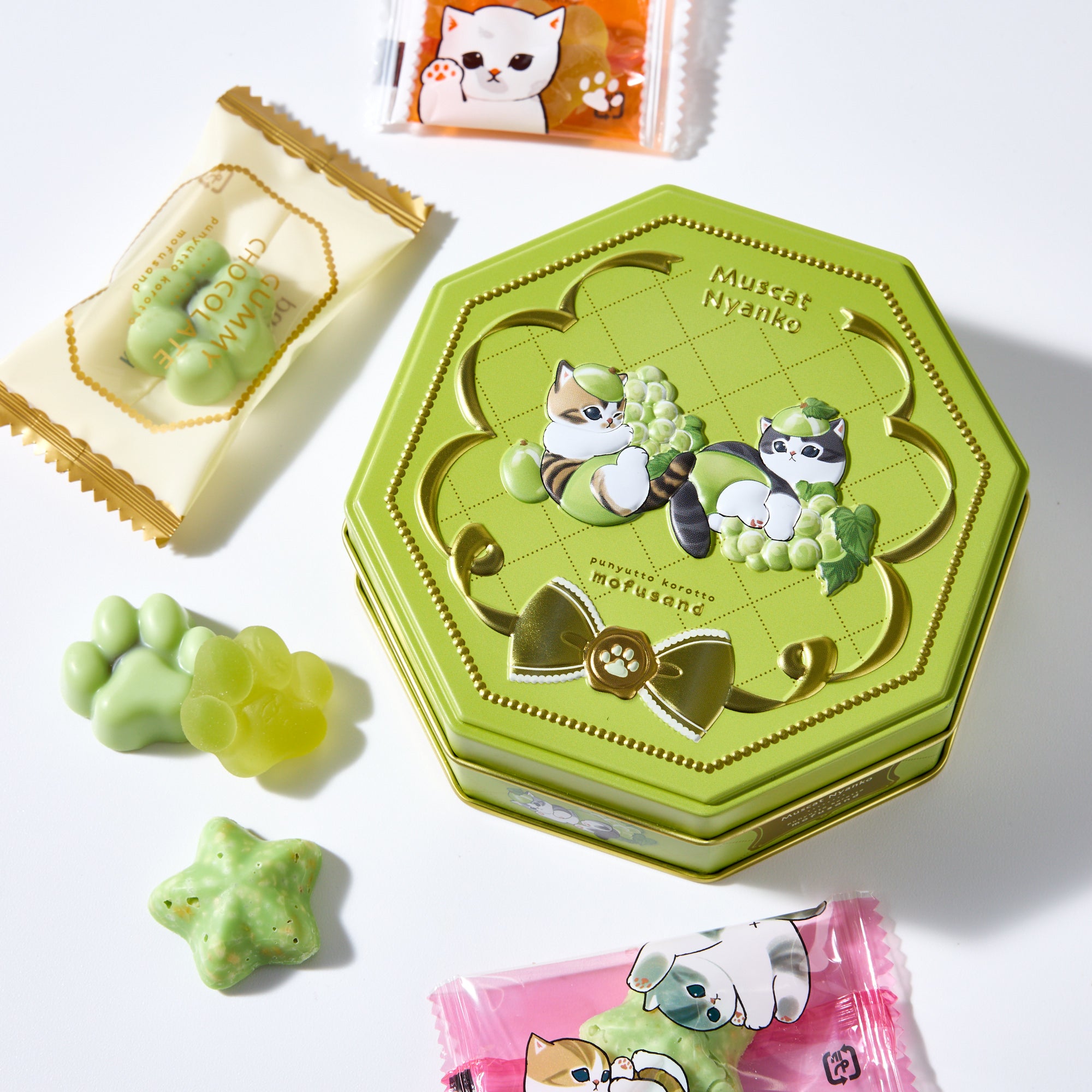 mofusand Nyanco Muscat Grape Chocolate Tin