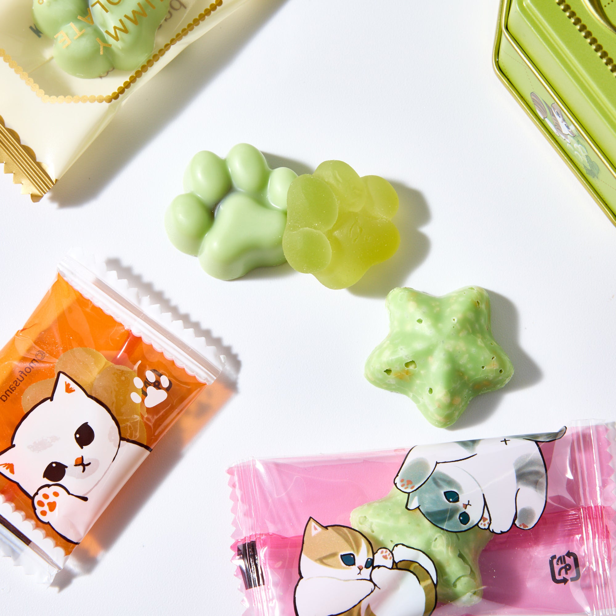 mofusand Nyanco Muscat Grape Chocolate Tin