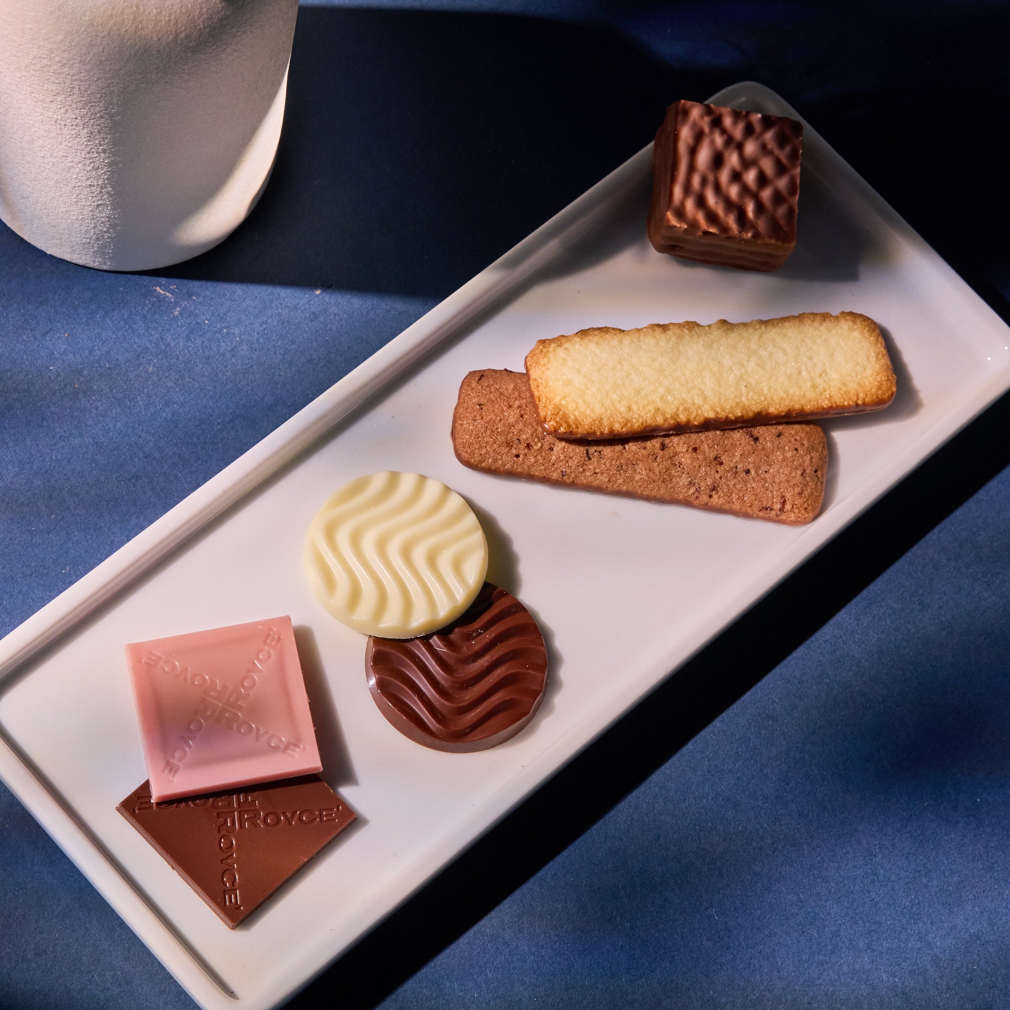 Royce Four Seasons Chocolate Assortment (40 pieces)