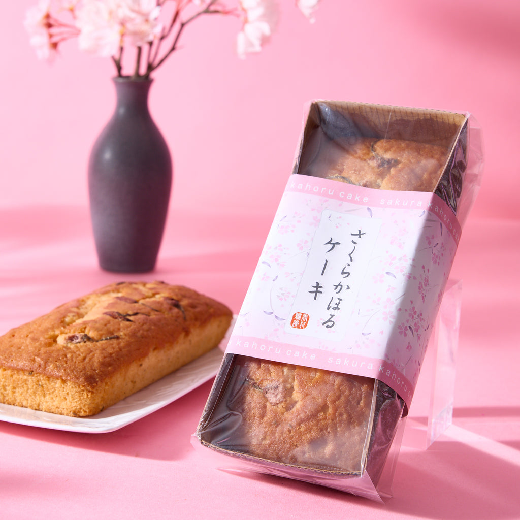 Sakura Kahoru Cake
