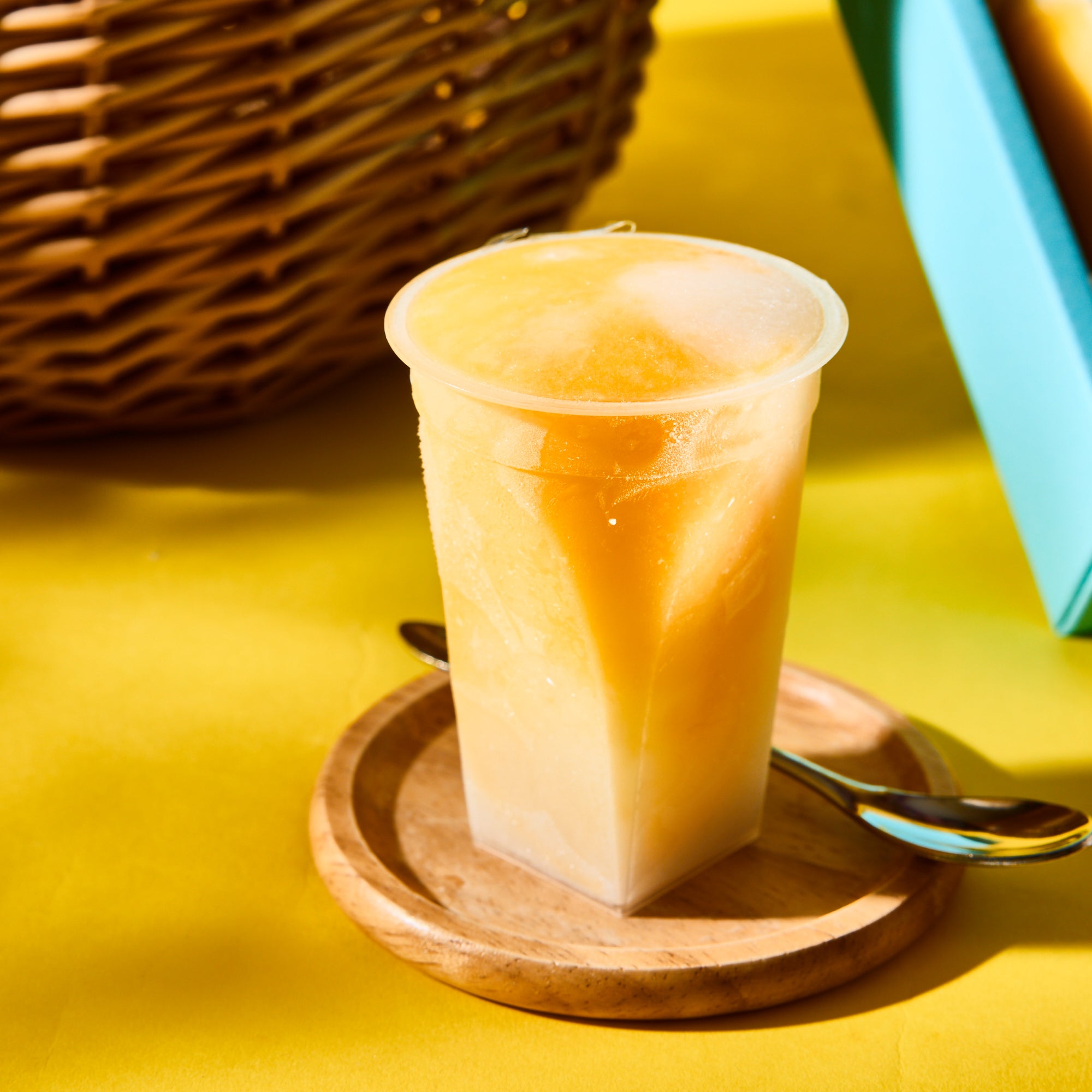 Mango Frozen Dessert (6 pieces)