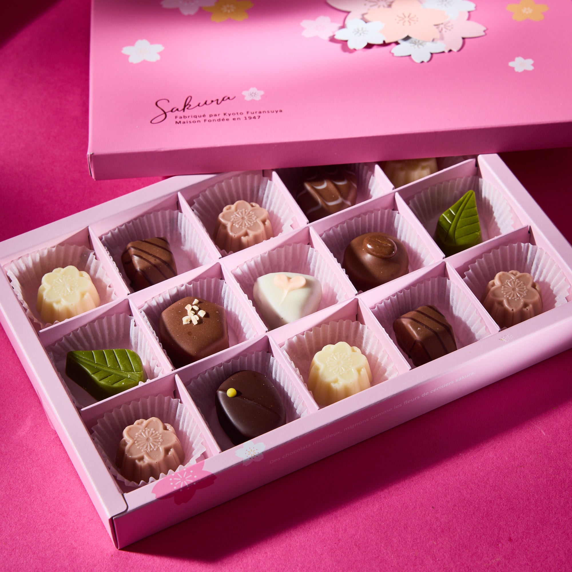 Furansuya Sakura Chocolate Assortment (15 pieces)