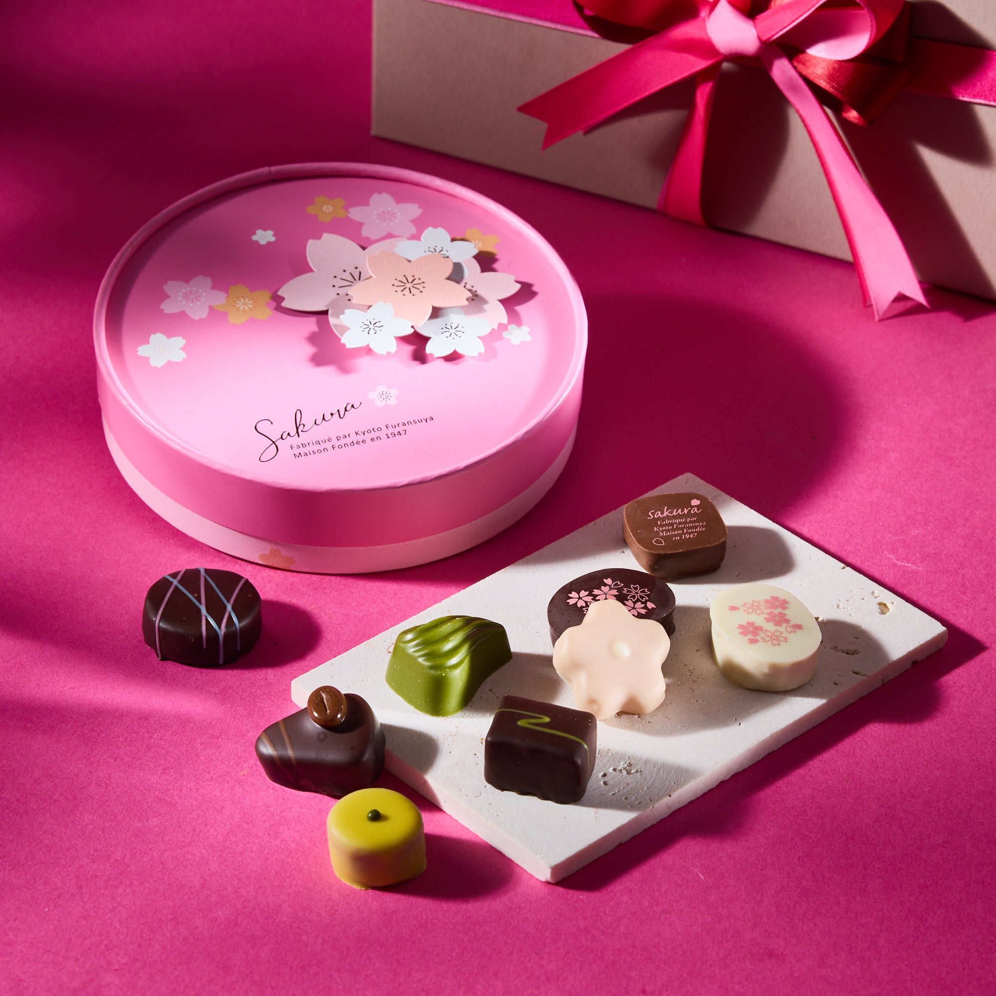 Furansuya Sakura Chocolate Assortment (11 pieces)