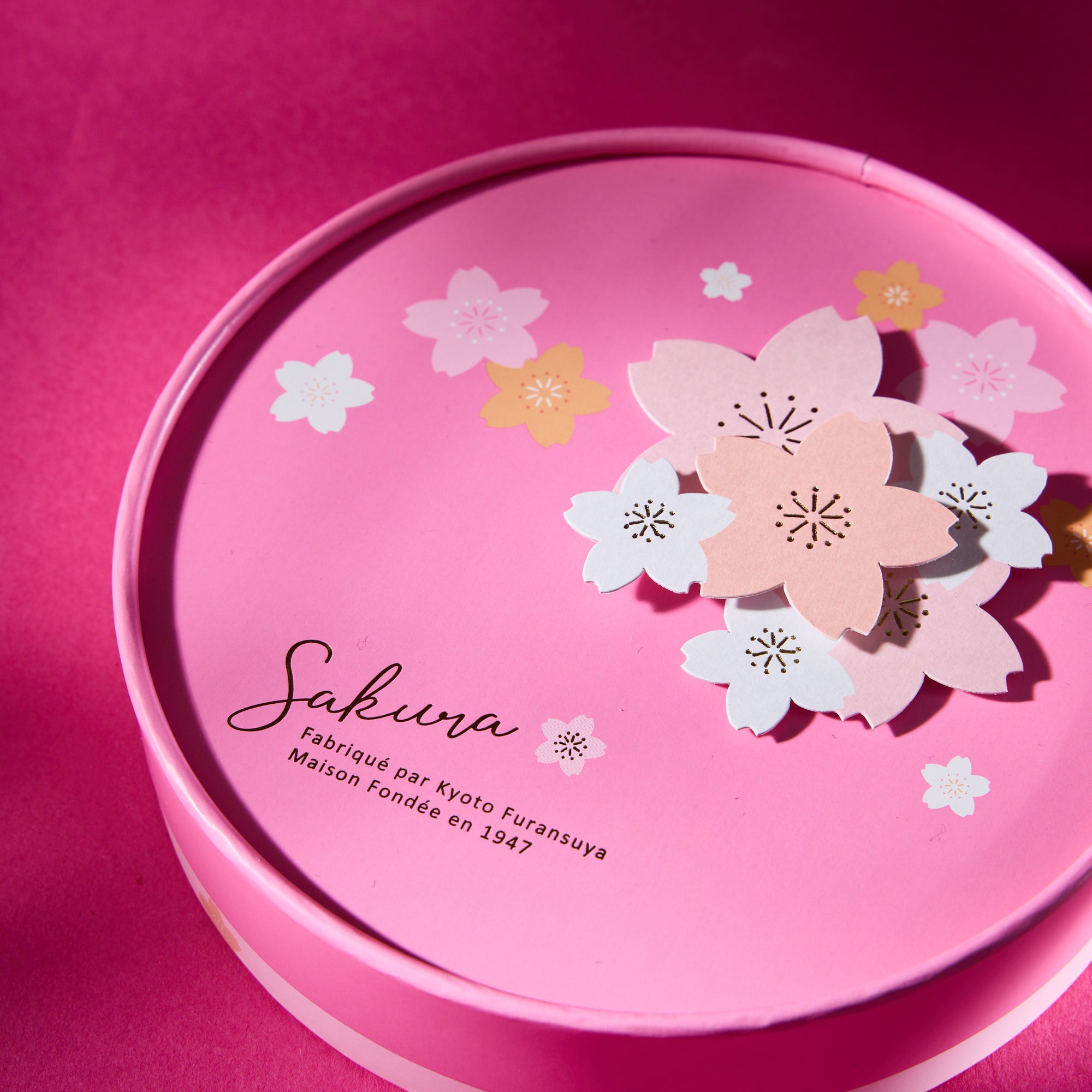 Furansuya Sakura Chocolate Assortment (11 pieces)