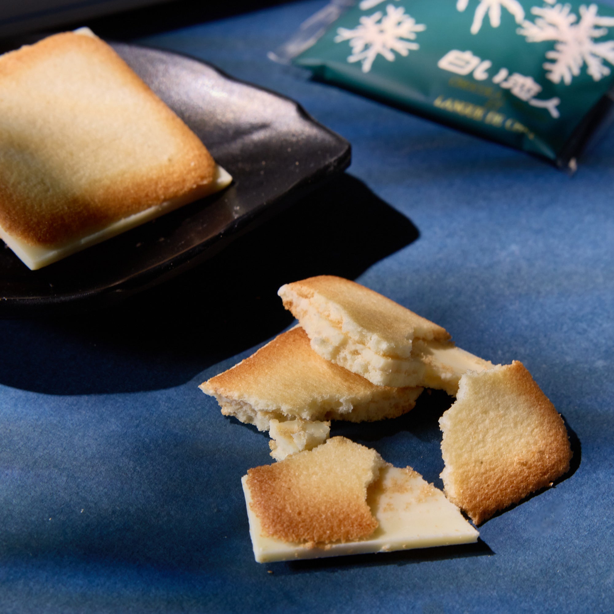 White Chocolate Langue de Chat Cookies (12 pieces)