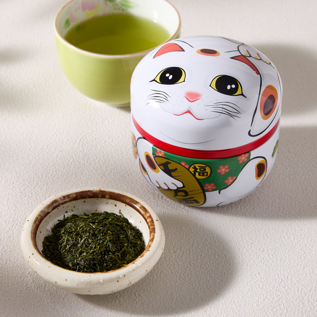 Maneki Neko White Lucky Cat Fukamushicha Tea