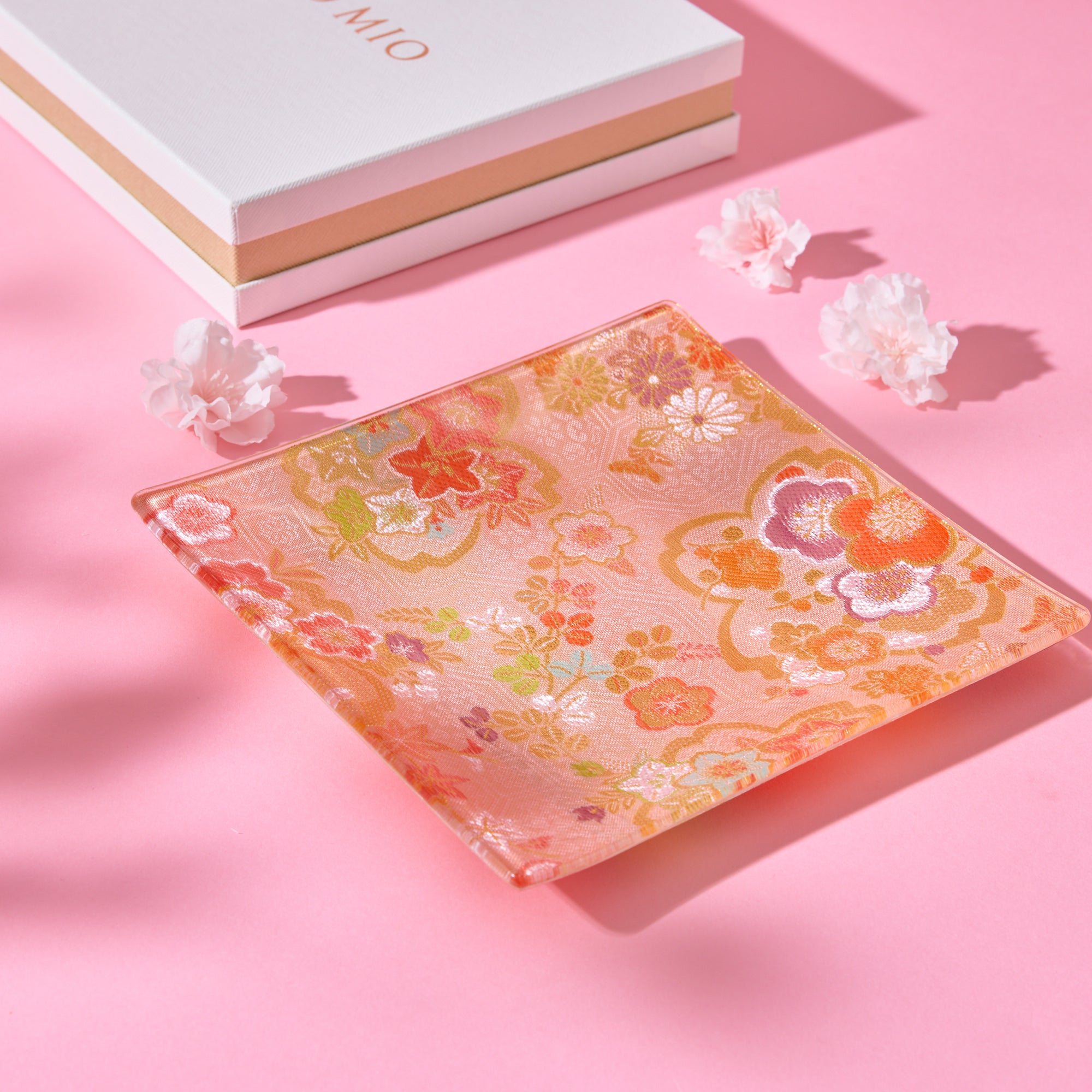 Nishijin Brocade Obi Large Square Glass Plate - Pink