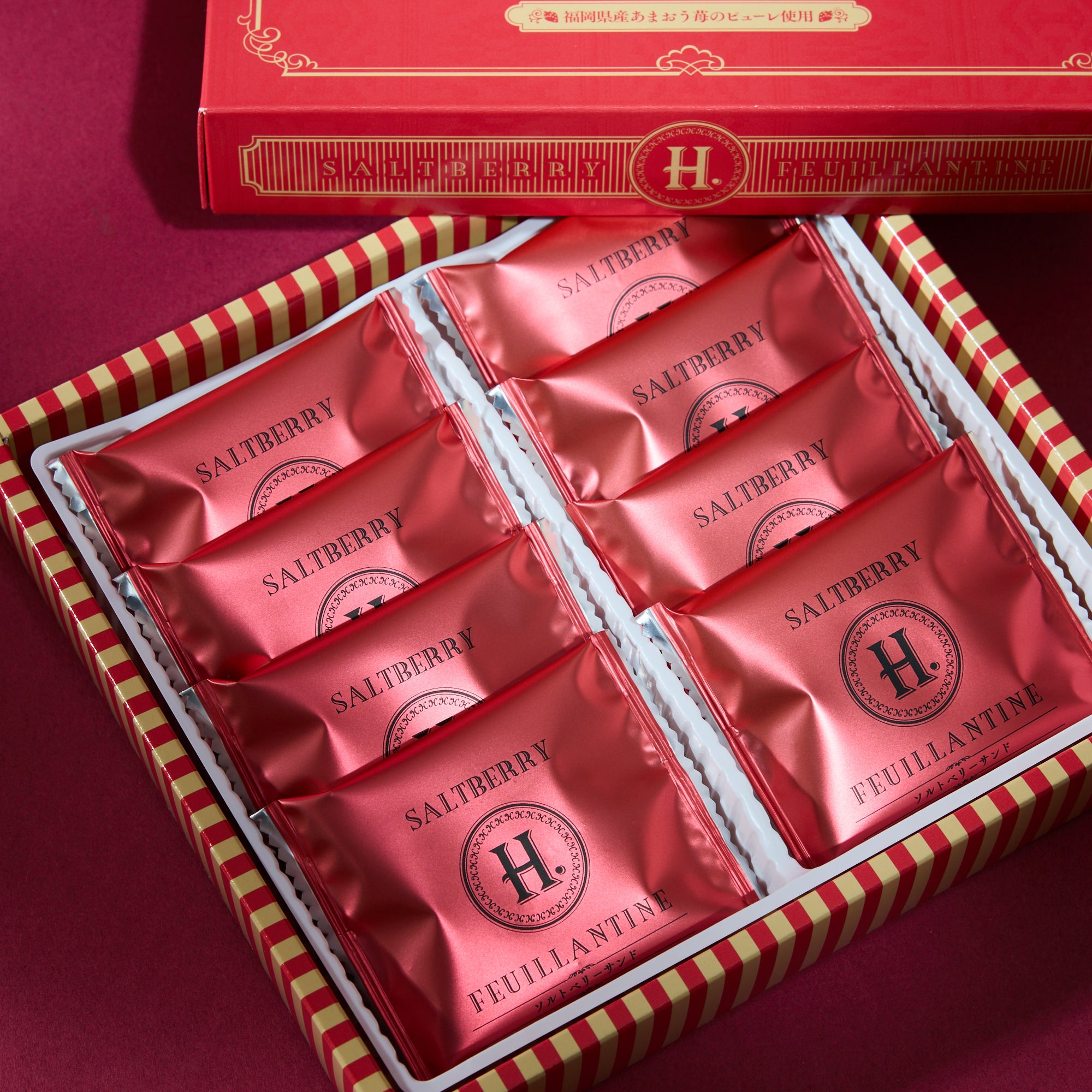 Amaou Strawberry Sandwich Cookies