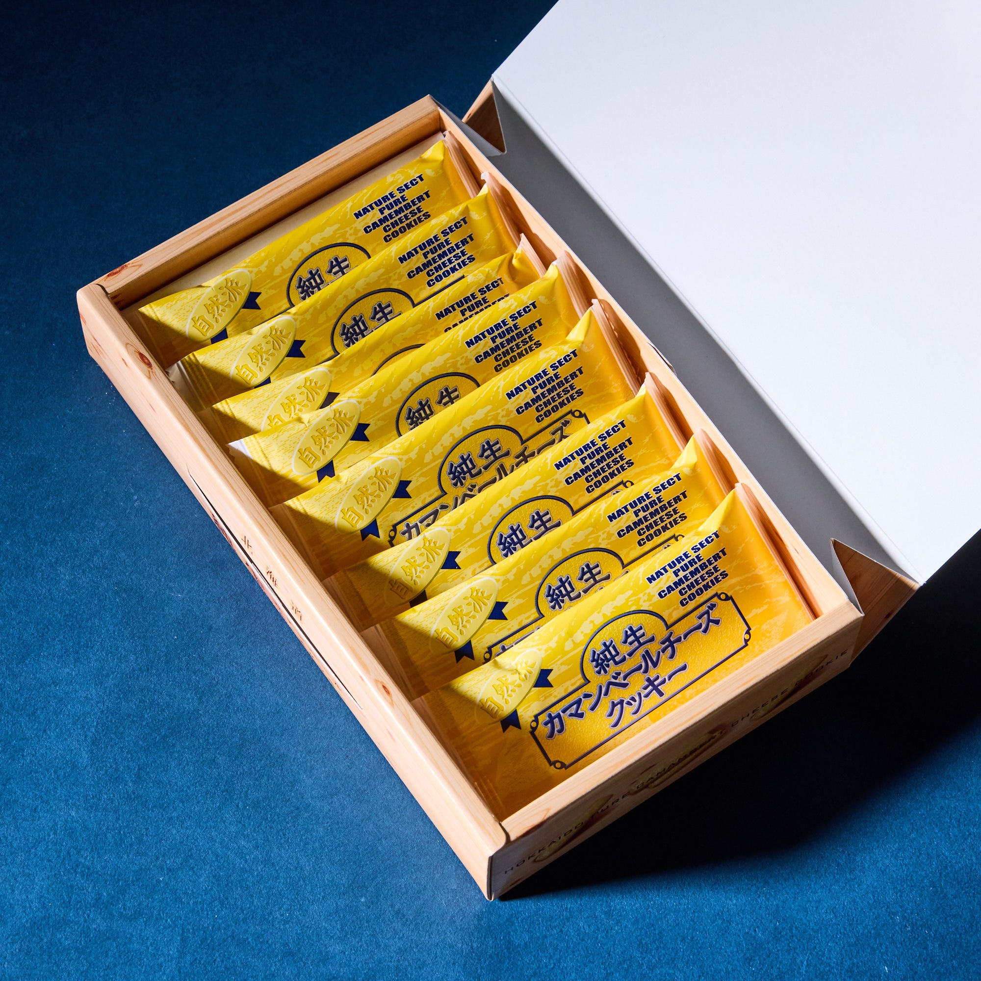 Hokkaido Camembert Cheese Cookies (16 pieces)