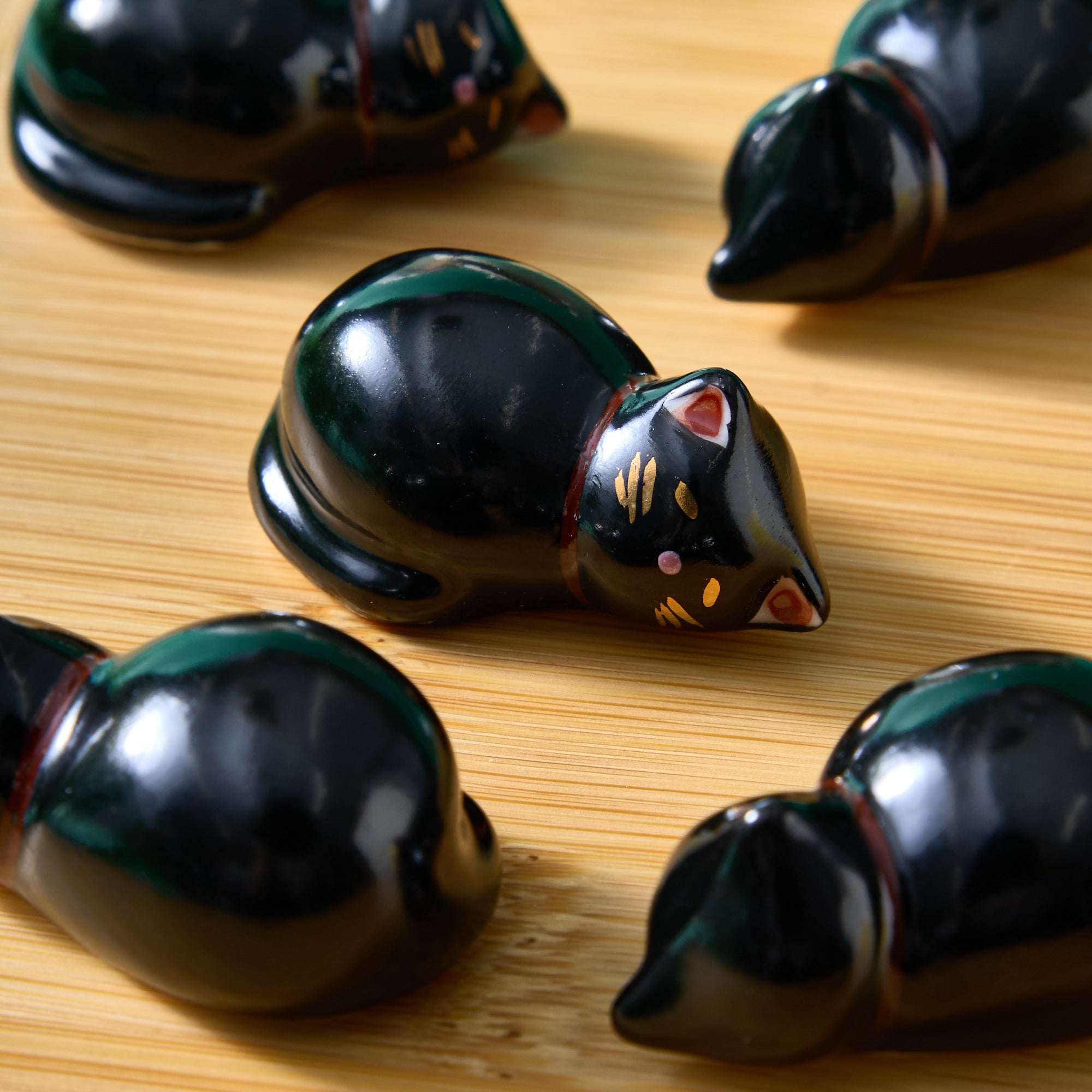 Kiyomizu Ware Cat Chopstick Rests - Black (Set of 5)