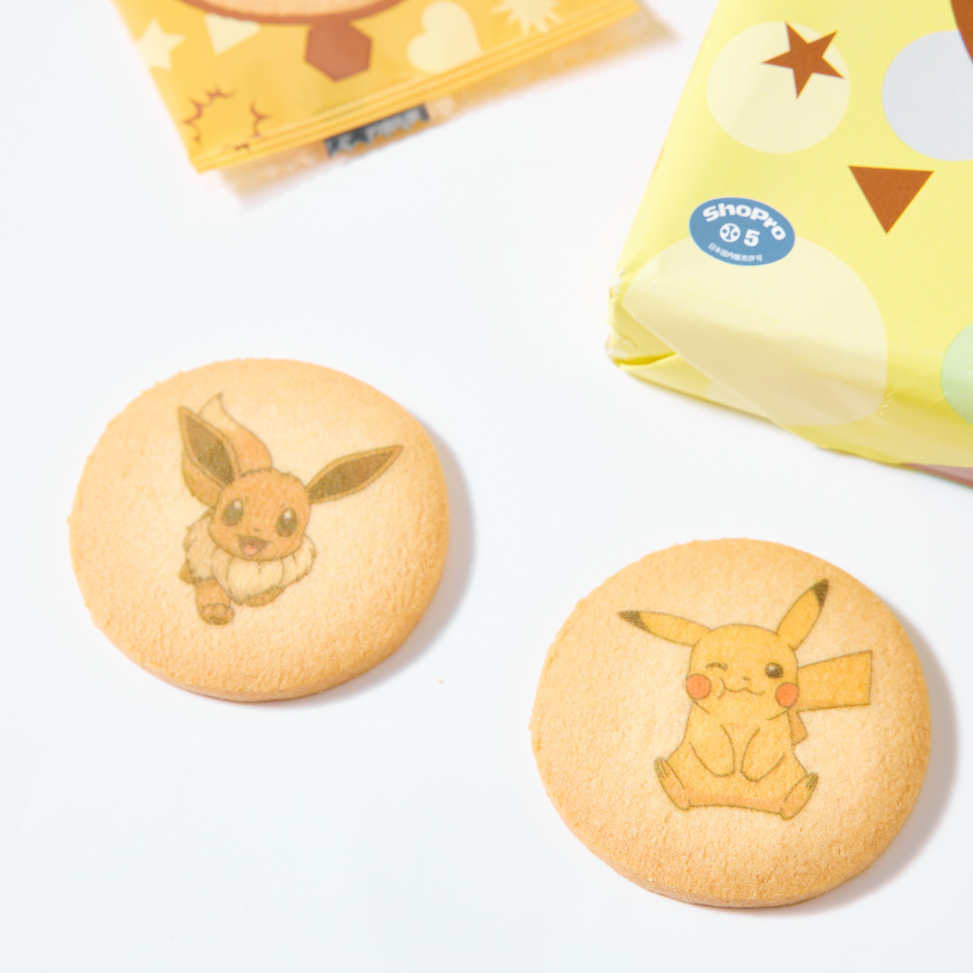 Pikachu & Eevee Pokémon Cookies (12 pieces)