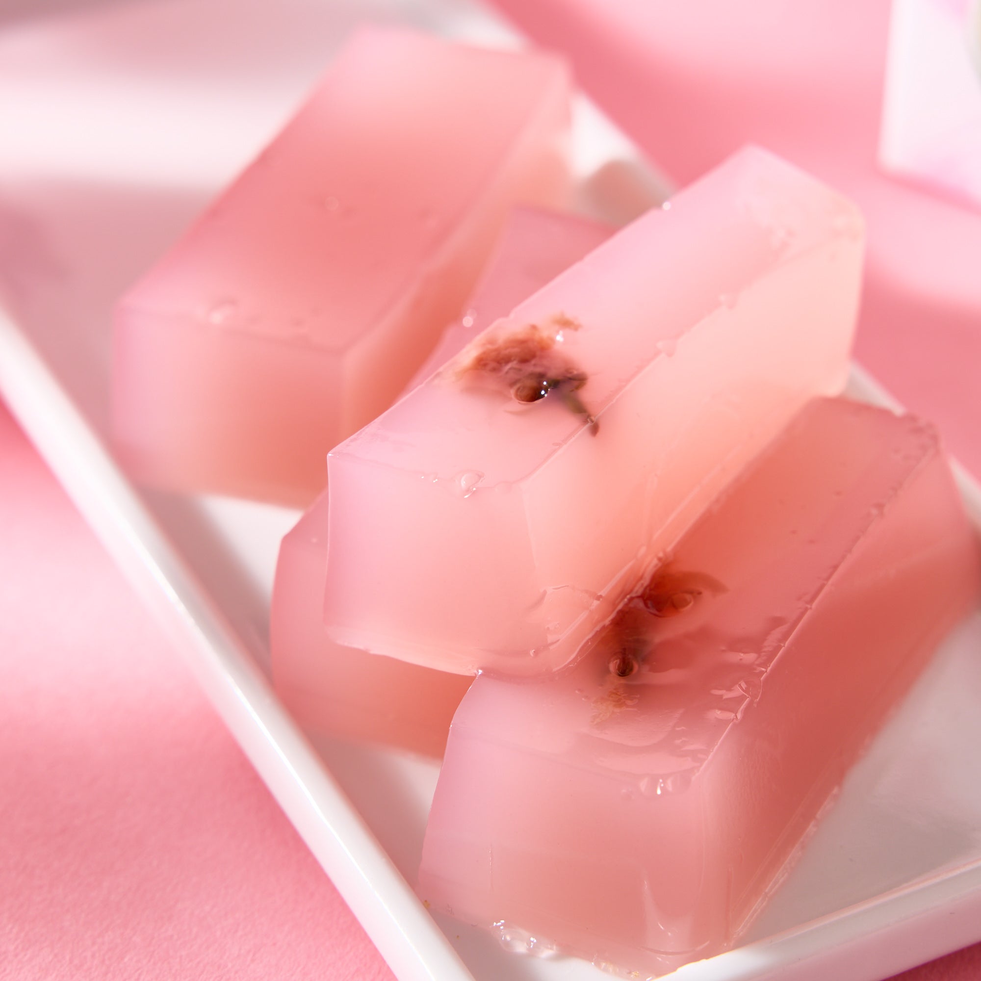 Sakura Kuzumochi