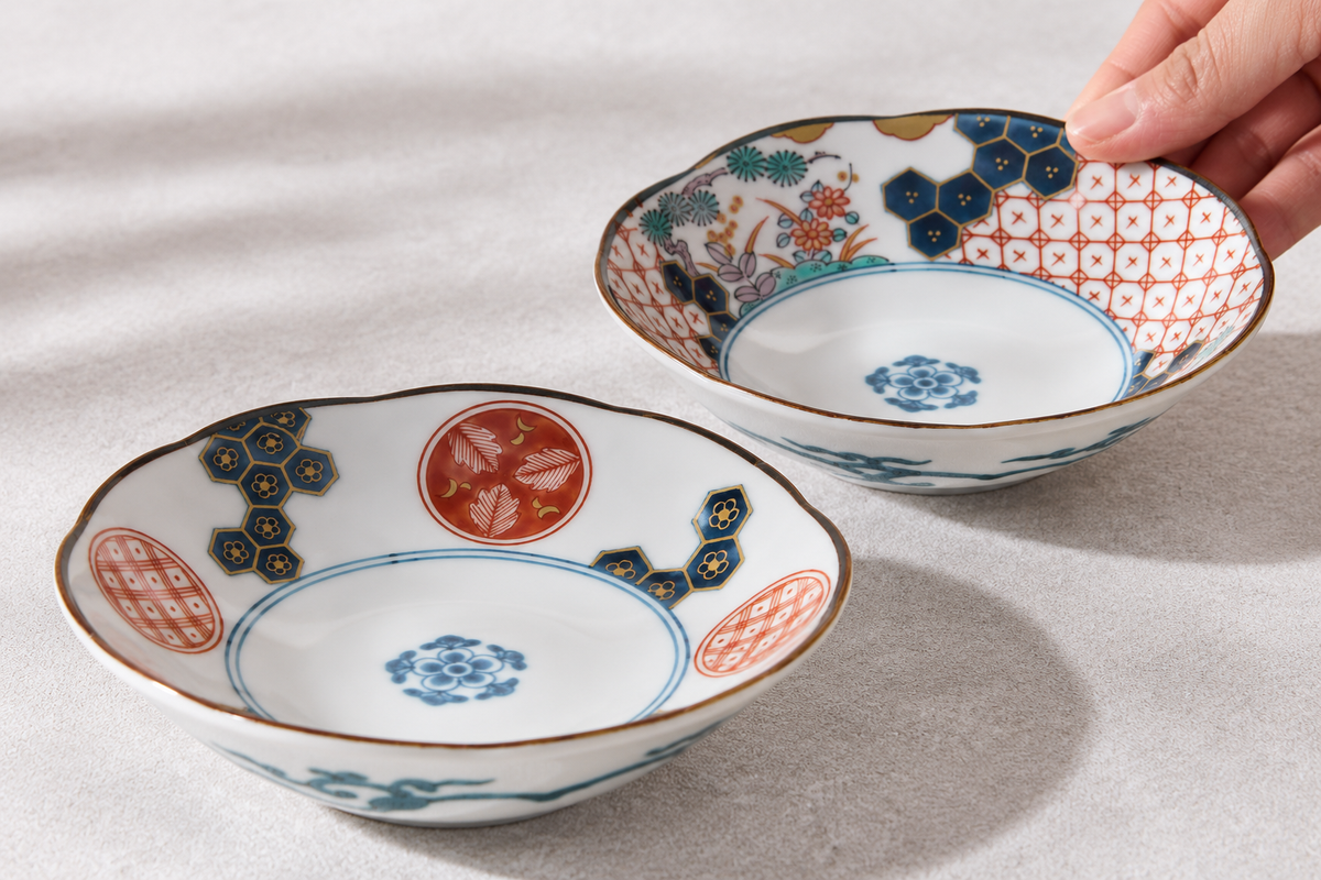 Imari Ware Pair Medium Bowl