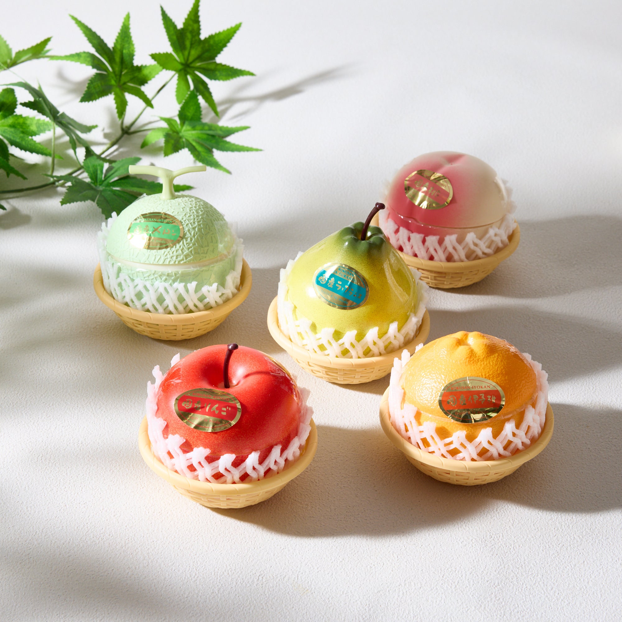 Fruits a la Mode Japanese Apple