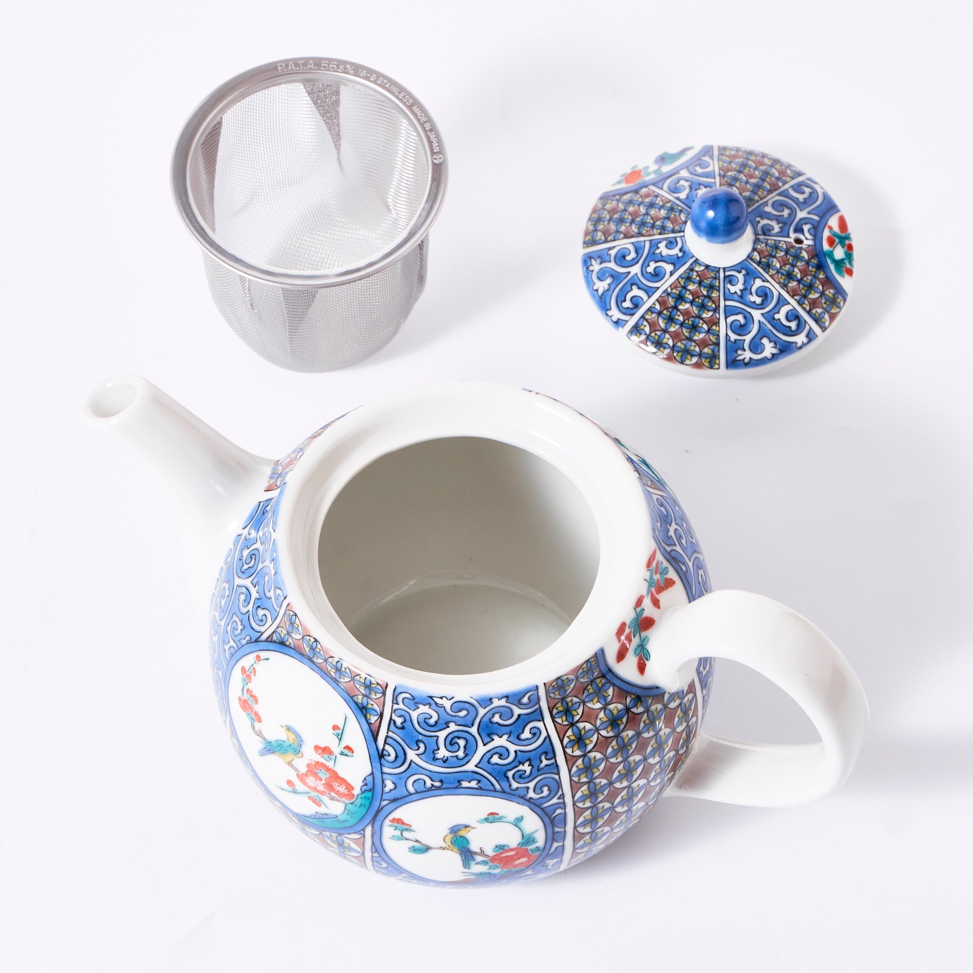 Kutani Ware Karakusa Teapot