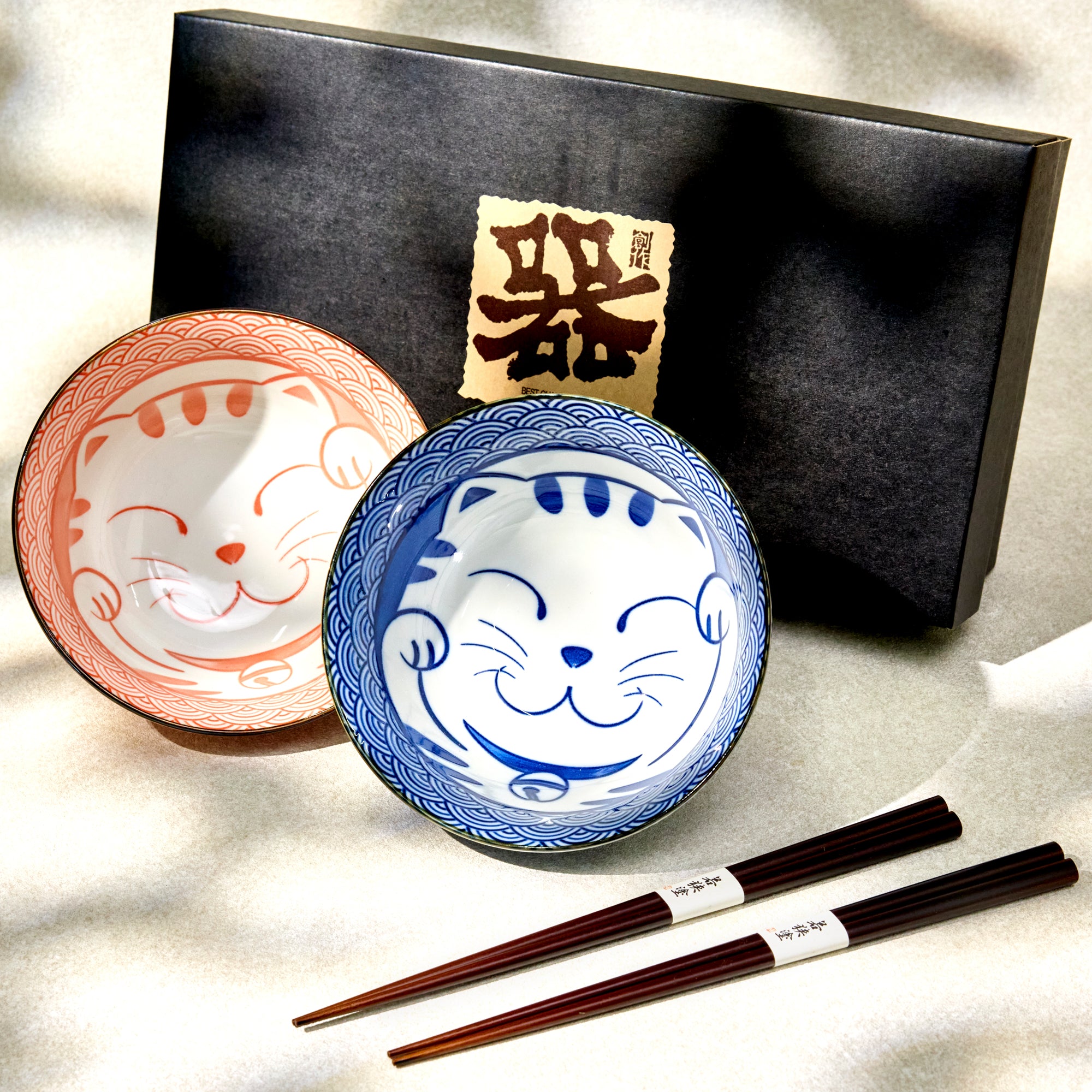 Maneki Neko Mini Ramen Bowl Set (2 bowls, 2 chopsticks)