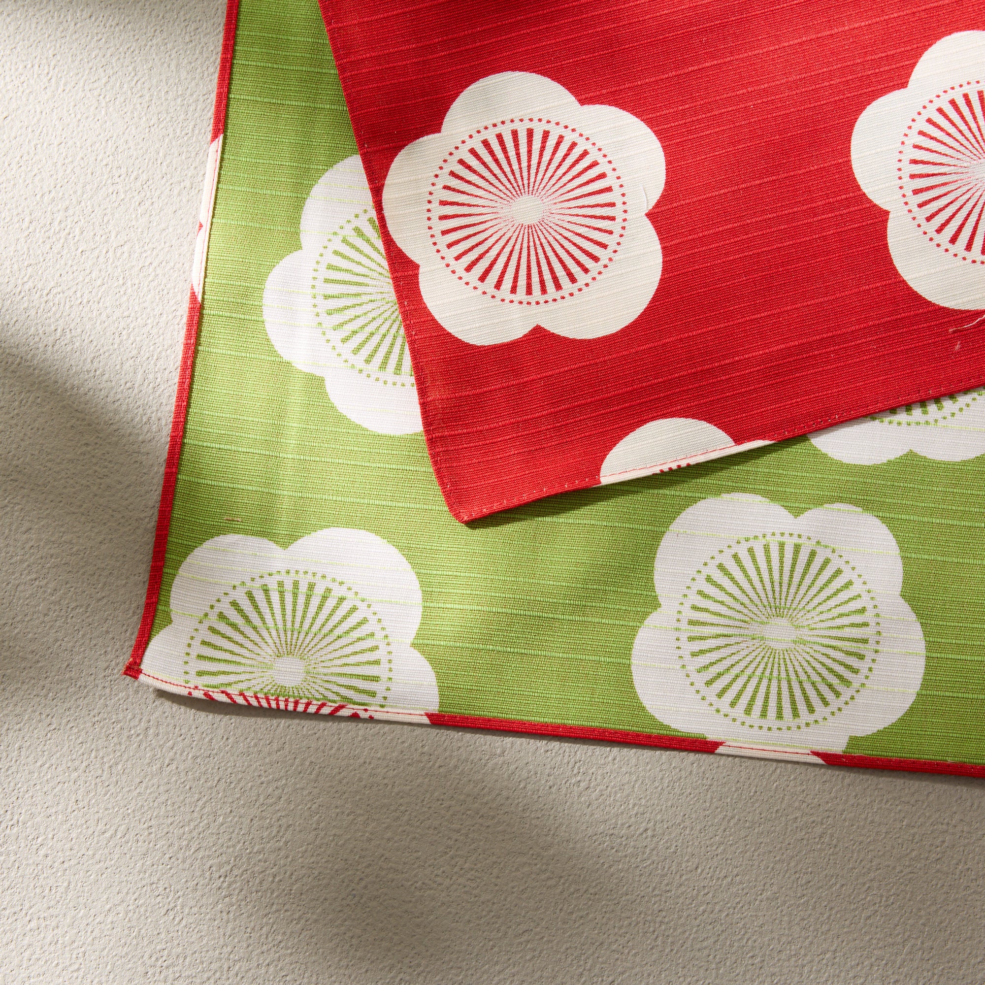 Plum Blossom Furoshiki (Red/Green) 5pcs set
