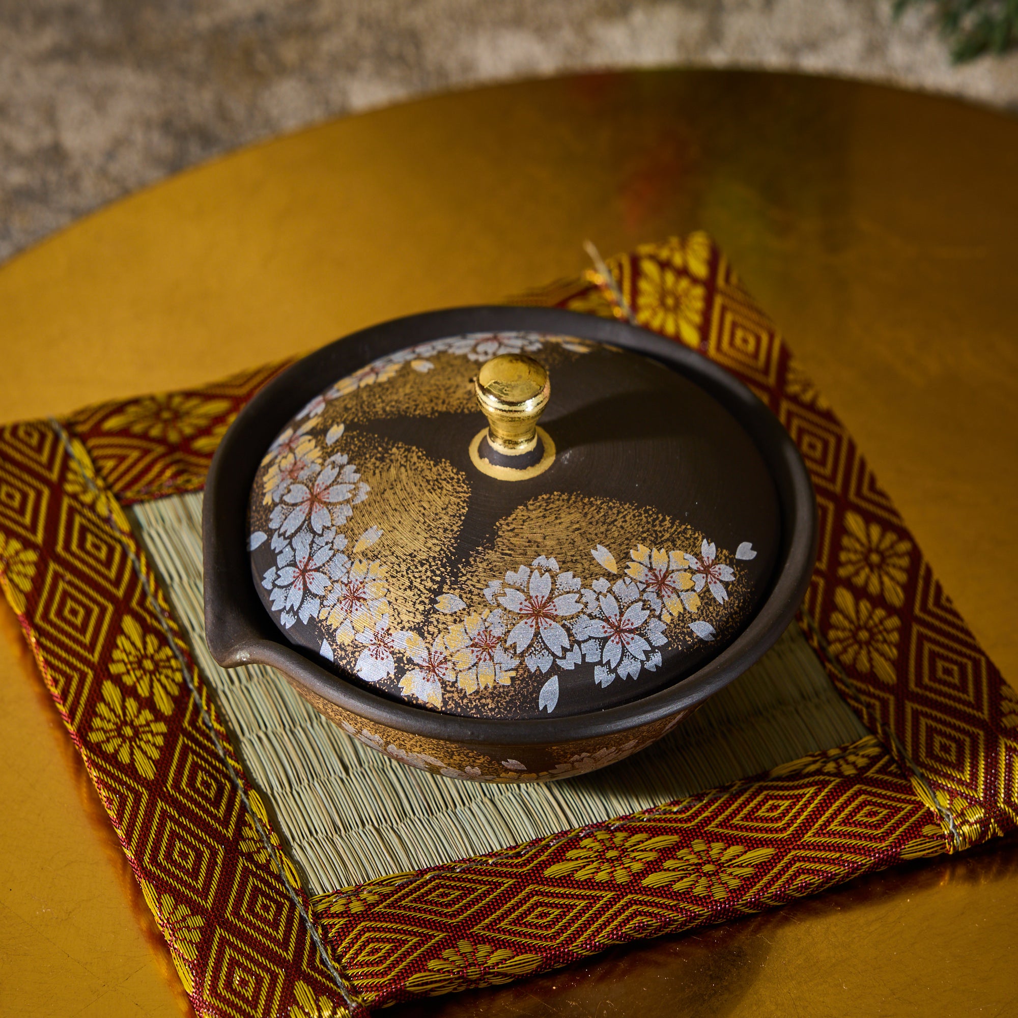 Yoshino Sakura Shiboridashi Teapot