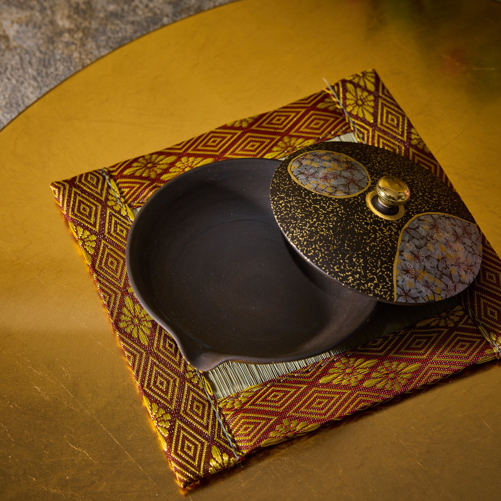 Sakura Shiboridashi Teapot