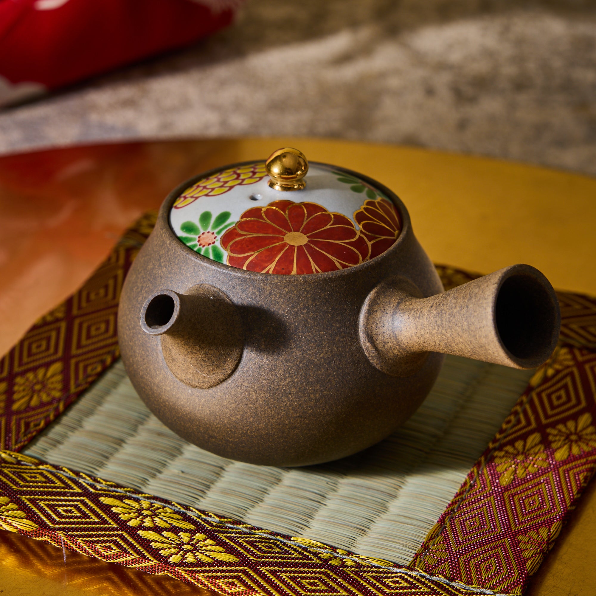 Chrysanthemum Tokoname Ware Teapot