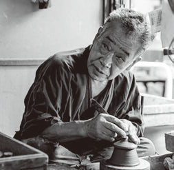 Yoshino Sakura Shiboridashi Teapot