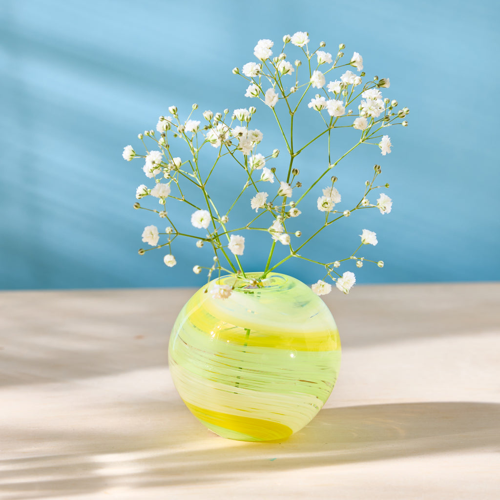 Verdant Grass Ichirin Zashi Vase