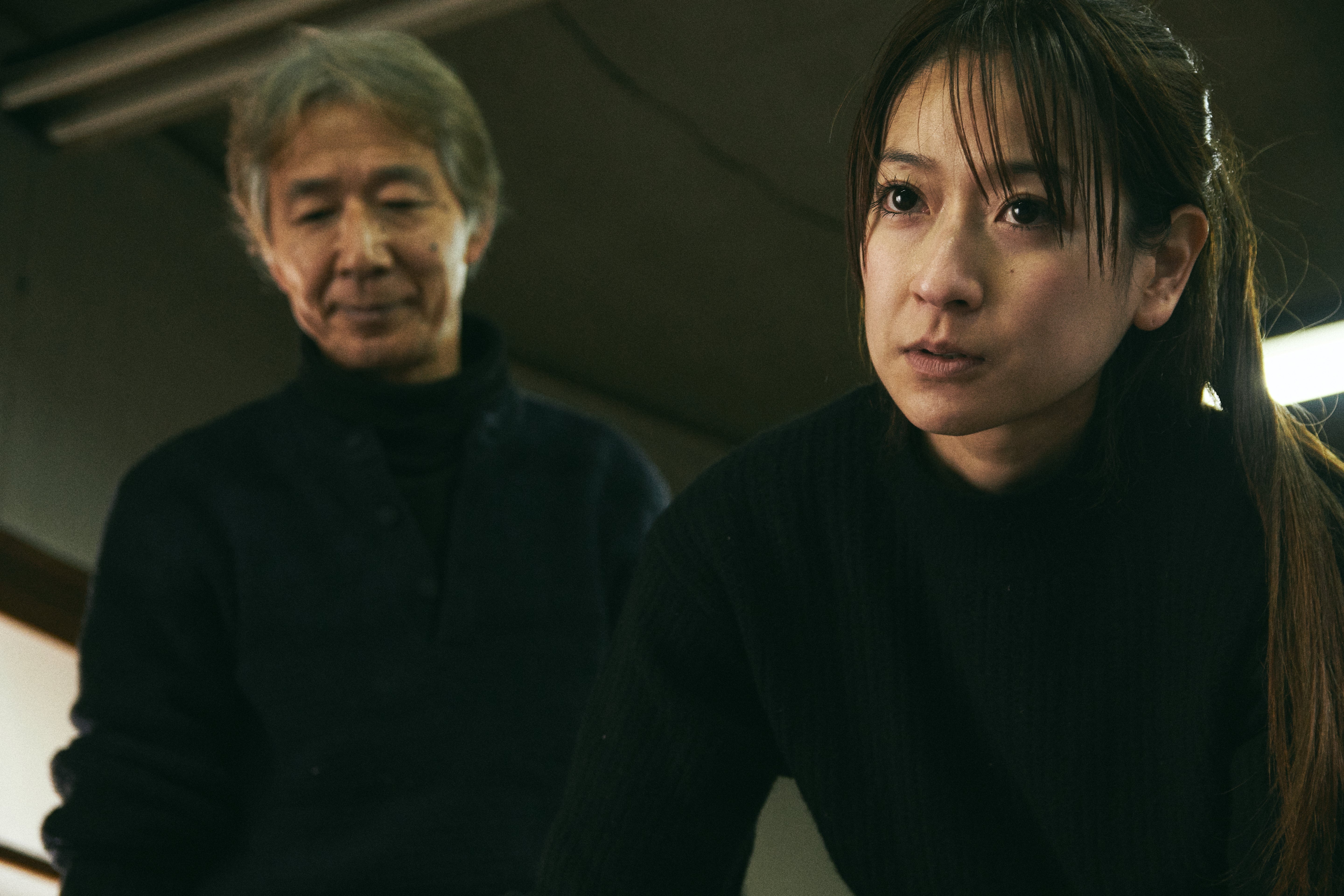 Nishijin Brocade Obi Small Square Glass Plate - Sakura Gold